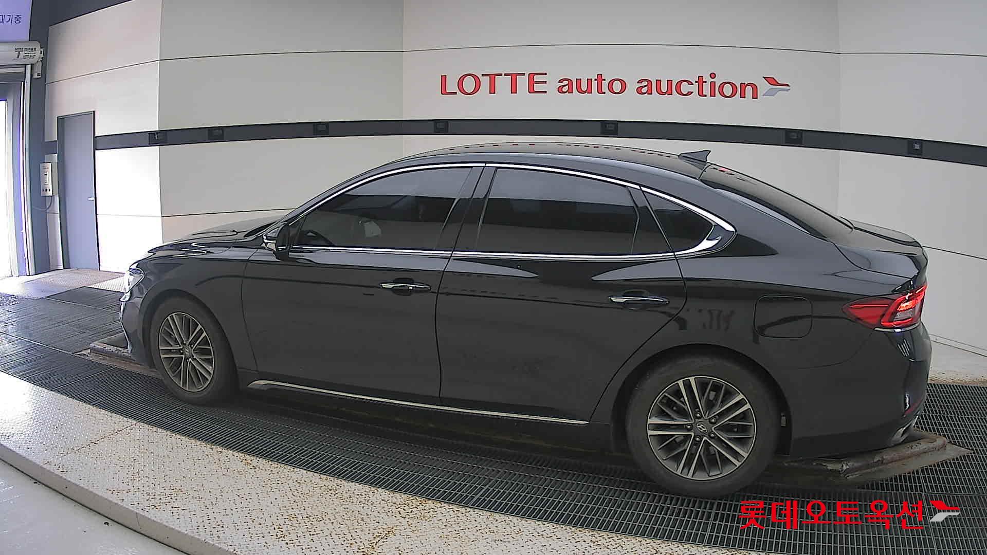 Hyundai Grandeur id 3057627 из Кореи 11