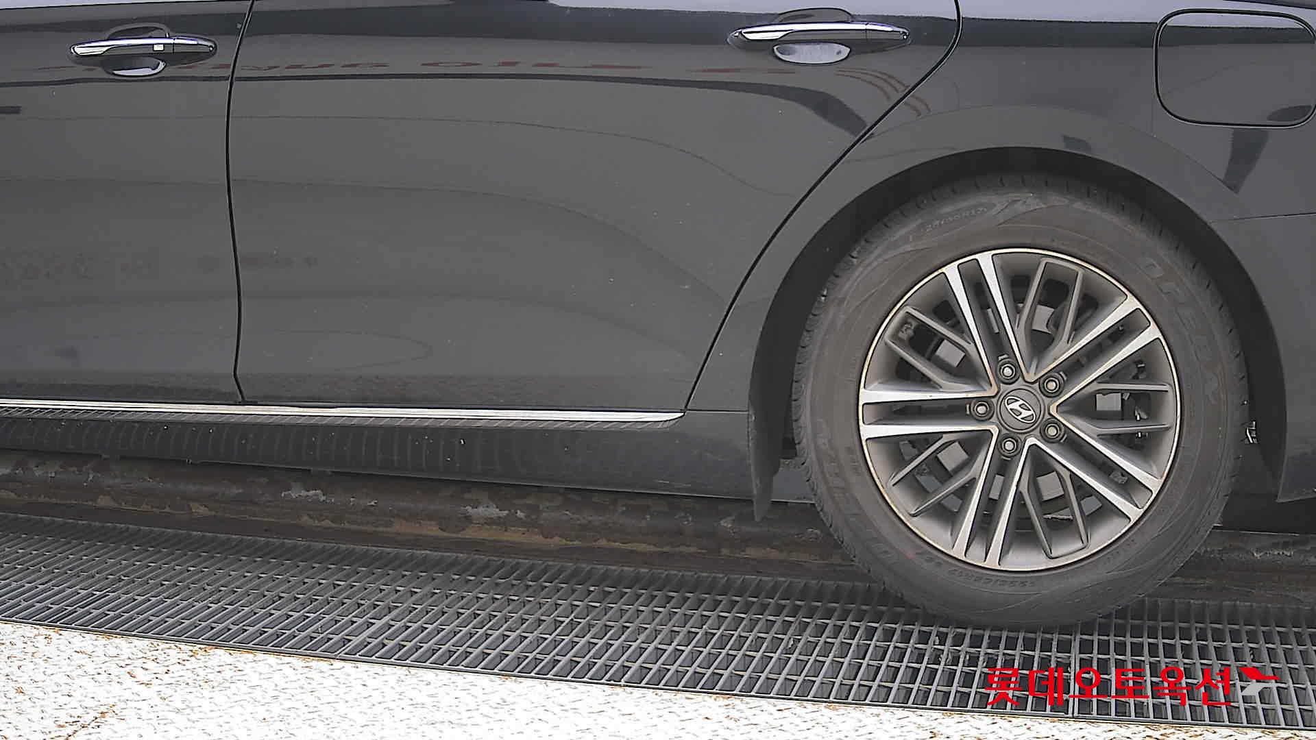 Hyundai Grandeur id 3057627 из Кореи 22