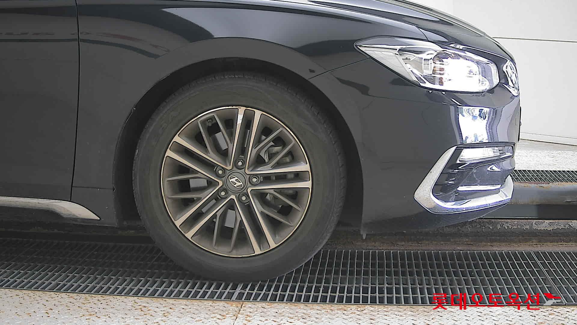 Hyundai Grandeur id 3057627 из Кореи 23