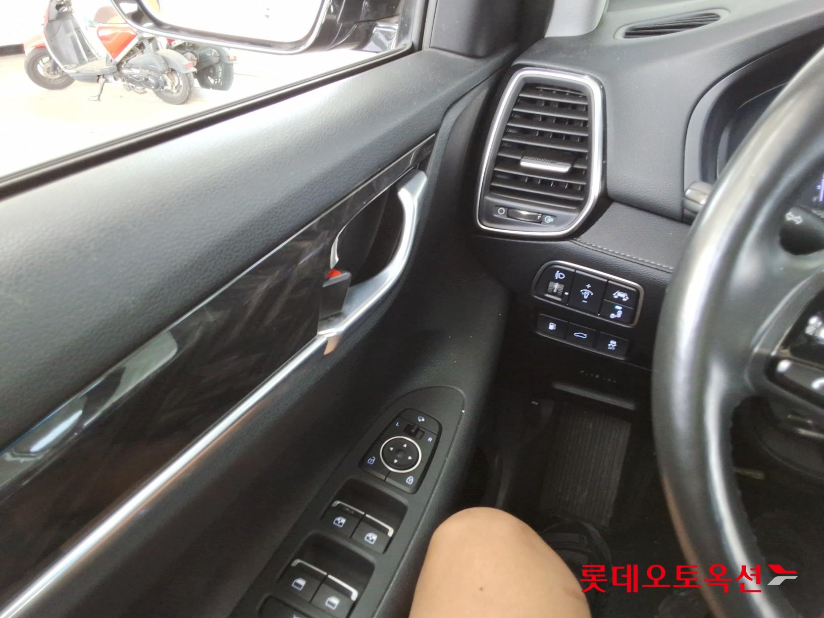 Hyundai Grandeur id 3057627 из Кореи 28