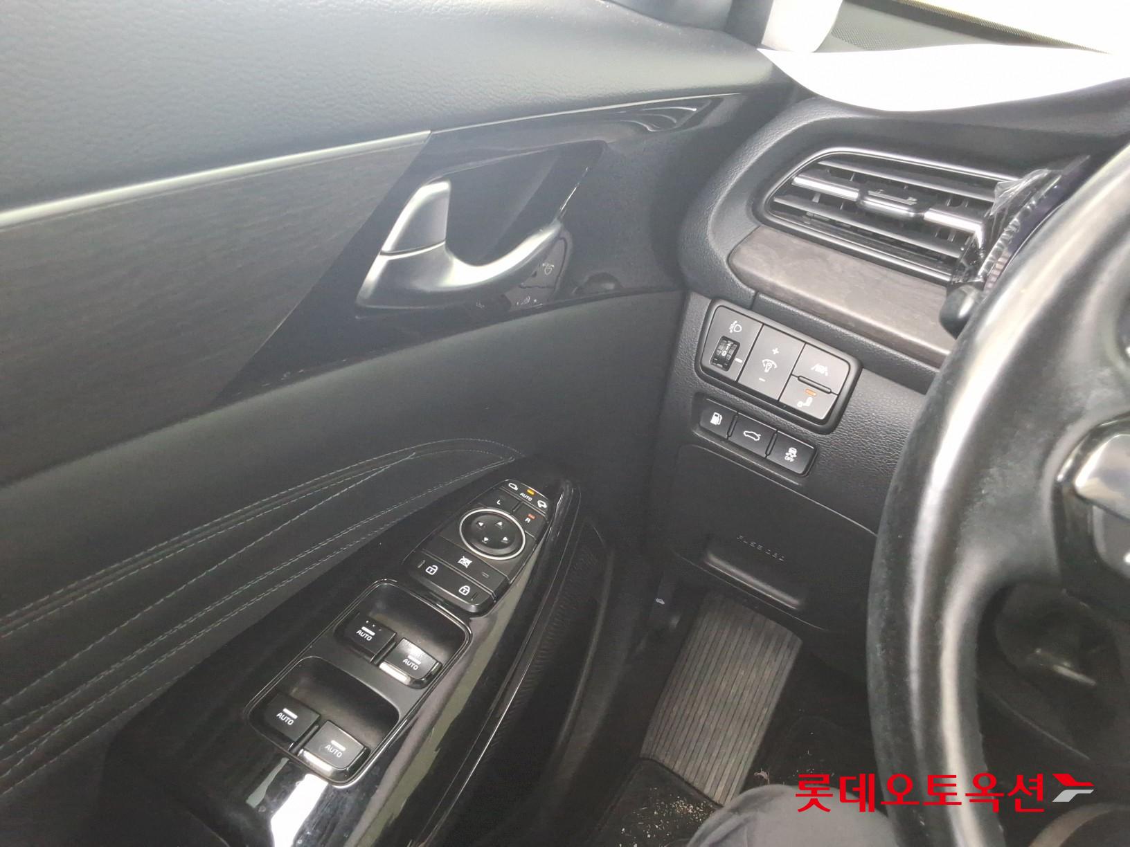 Kia K7 id 3097978 из Кореи 28