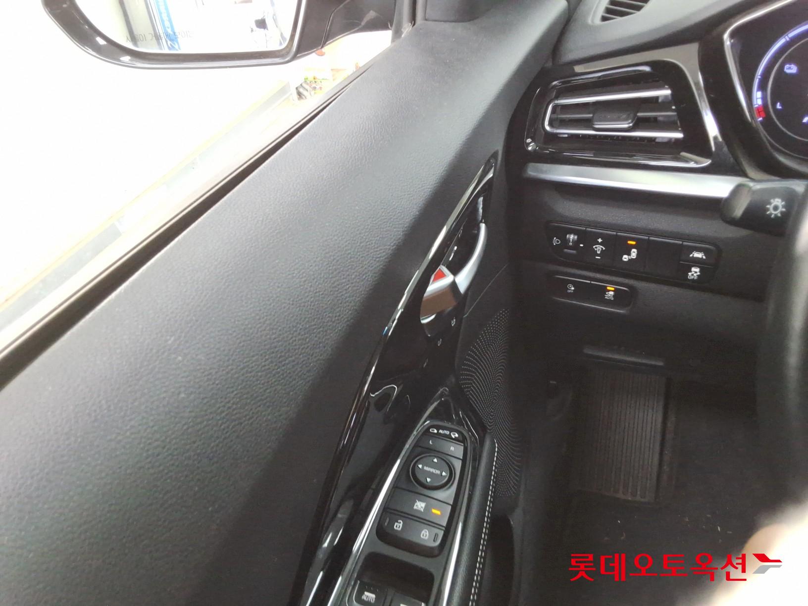 Kia Niro EV id 3057640 из Кореи 28