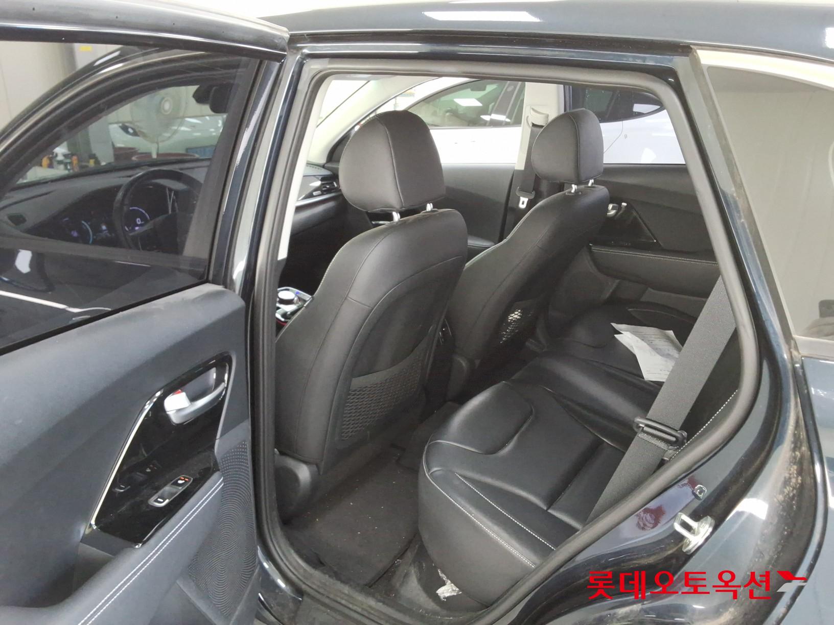 Kia Niro EV id 3057640 из Кореи 35