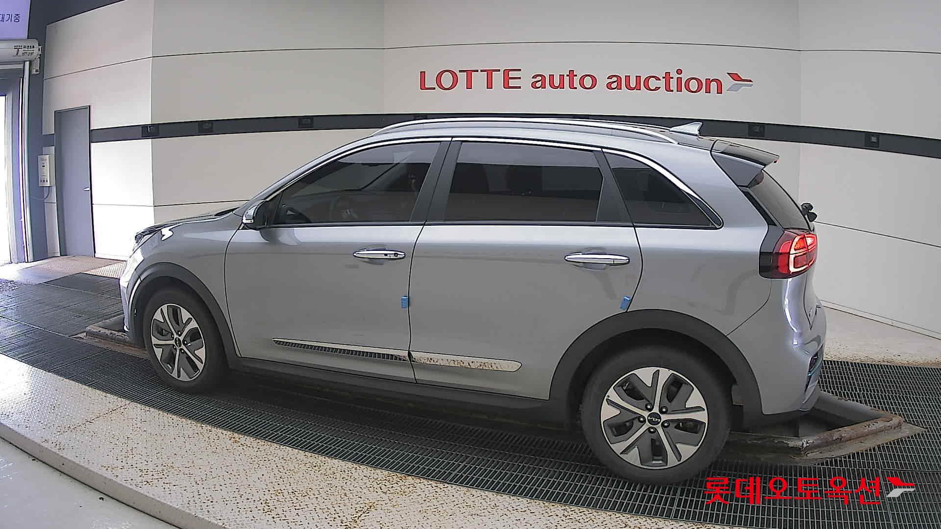 Kia Niro EV id 3057716 из Кореи 11