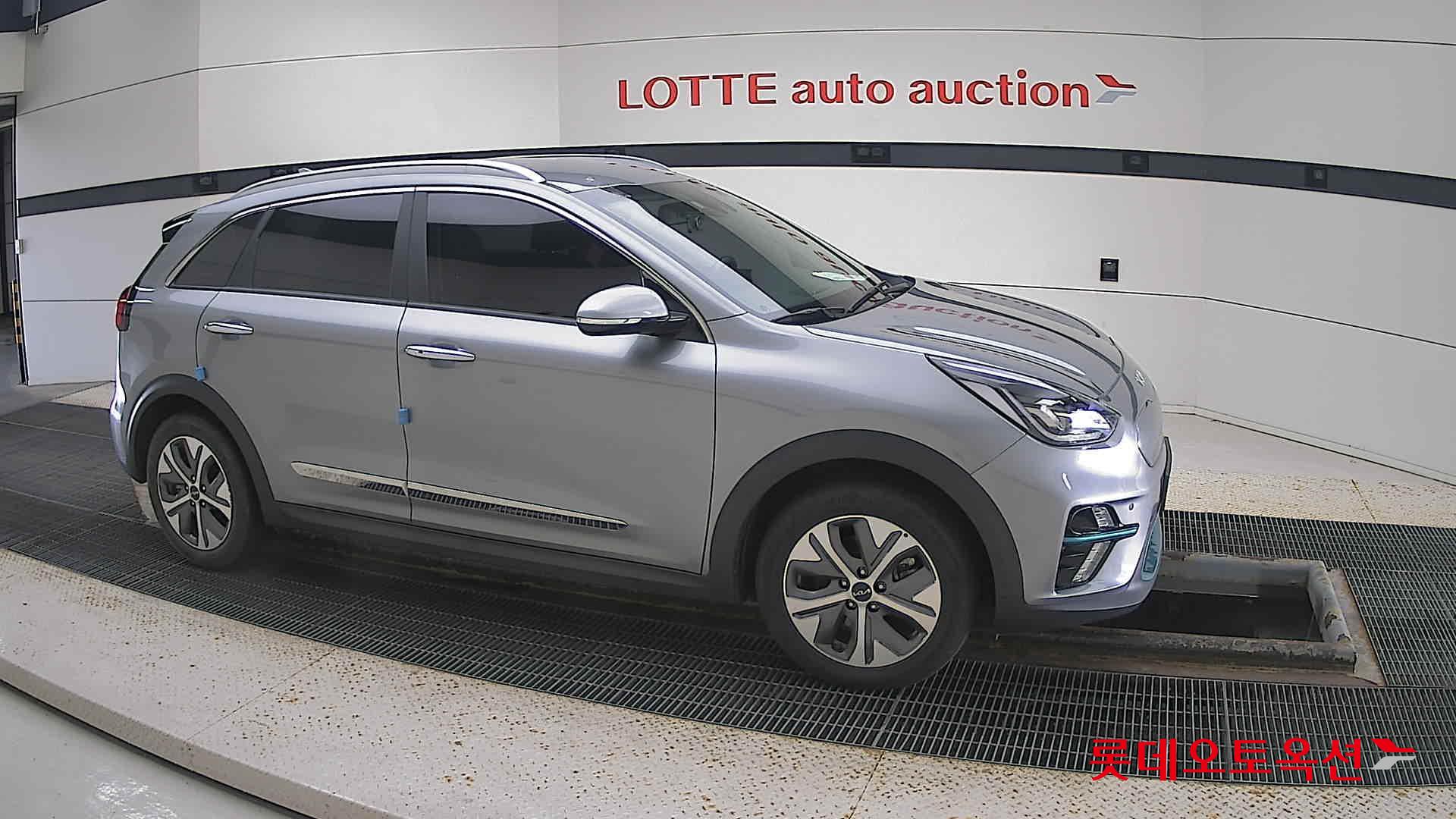 Kia Niro EV id 3057716 из Кореи 17