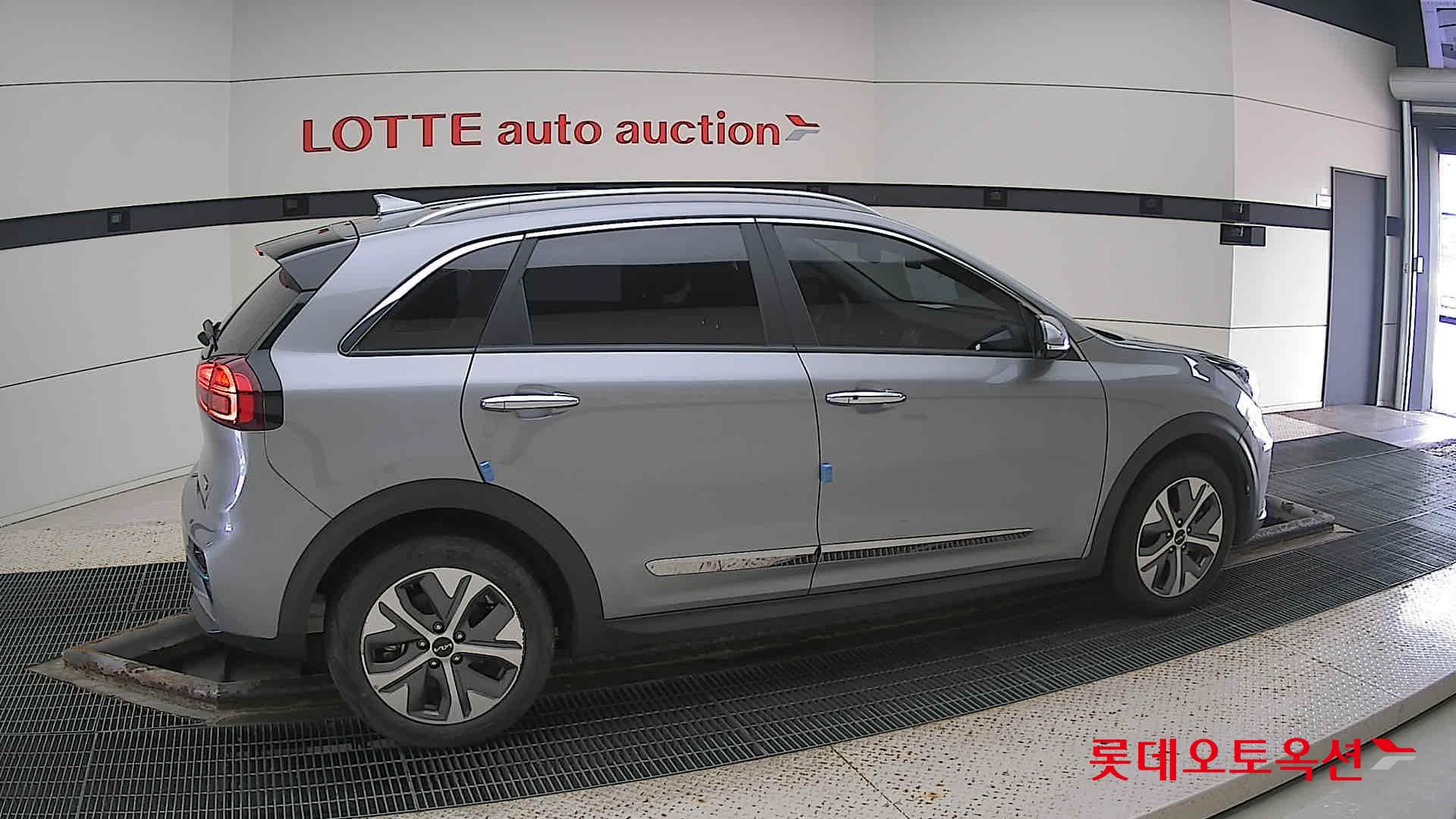 Kia Niro EV id 3057716 из Кореи 18