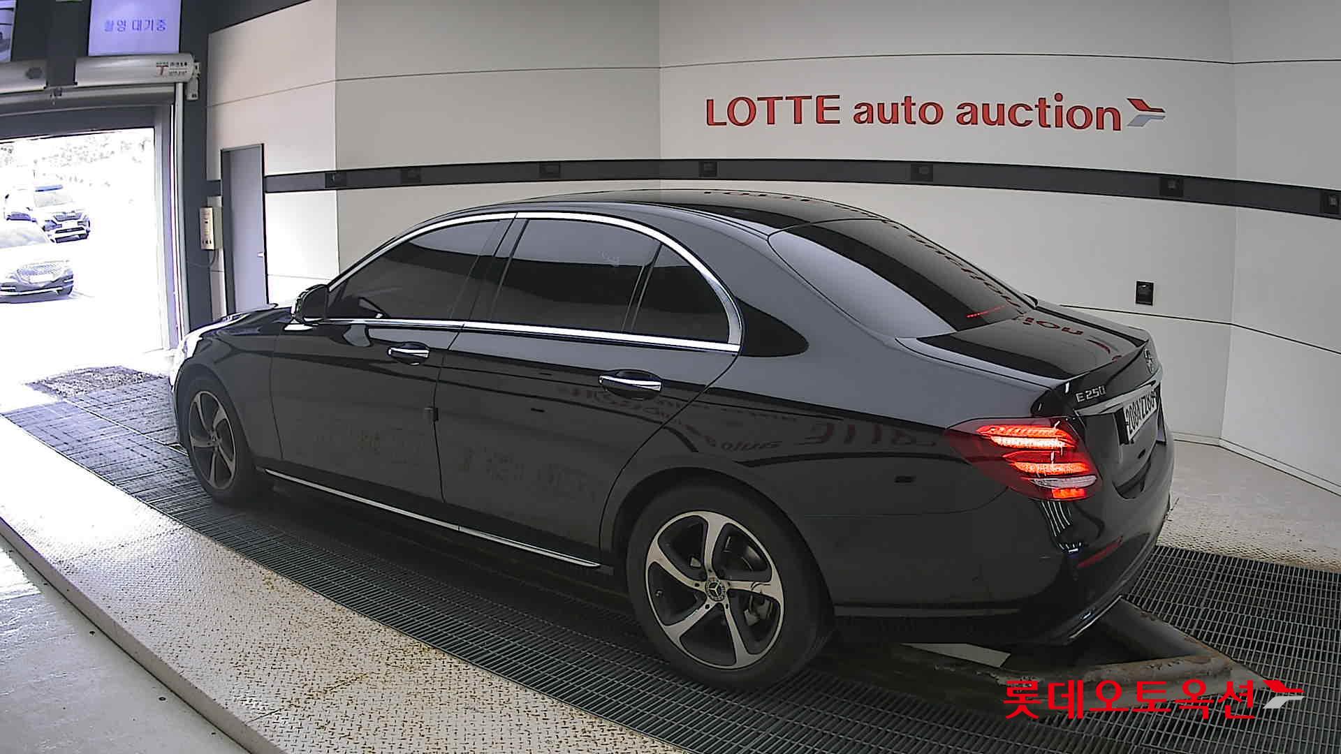 Mercedes-Benz Mercedes-Benz E 250 id 3057617 из Кореи 10