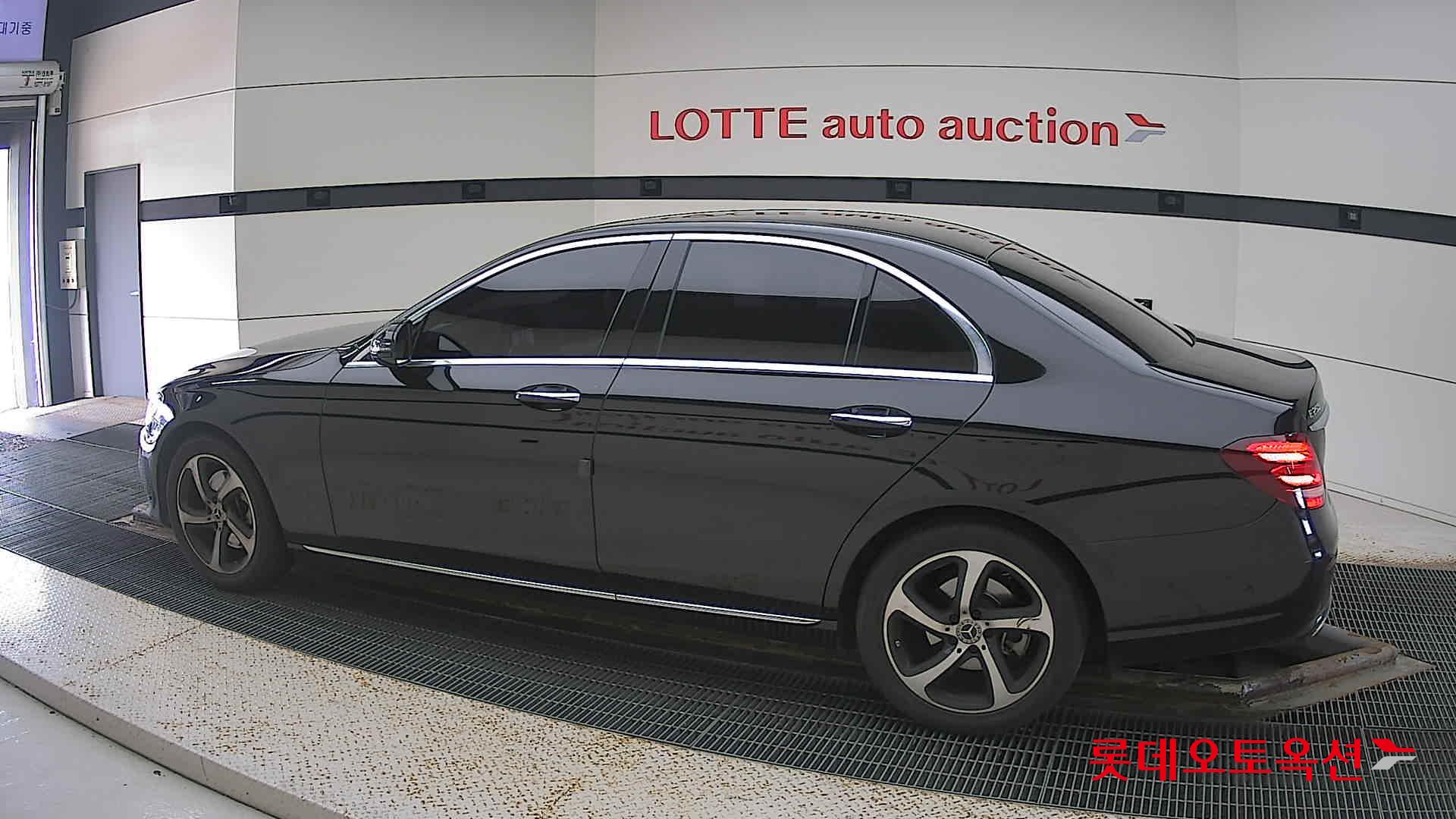 Mercedes-Benz Mercedes-Benz E 250 id 3057617 из Кореи 11