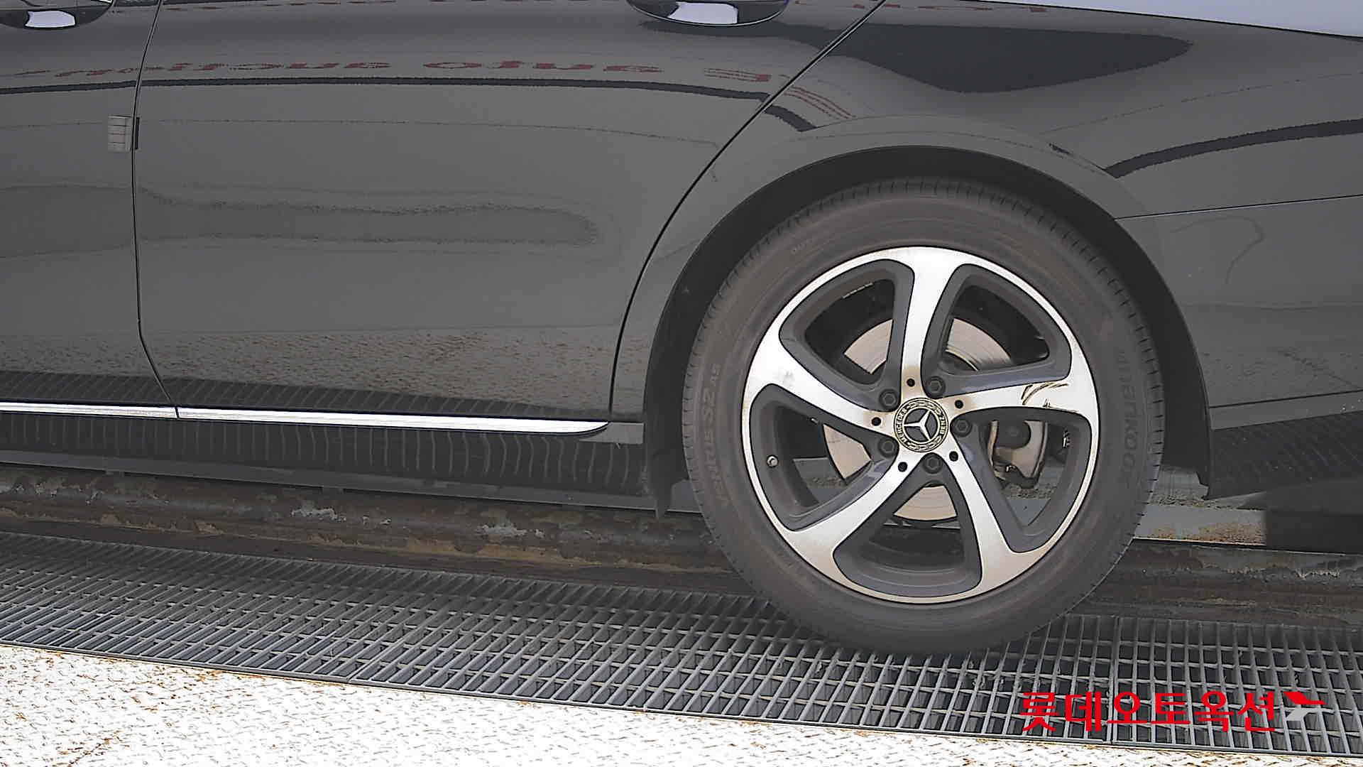 Mercedes-Benz Mercedes-Benz E 250 id 3057617 из Кореи 22