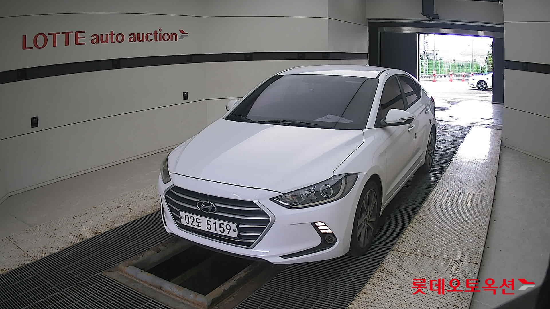 Hyundai Avante 2018 Белый из Кореи