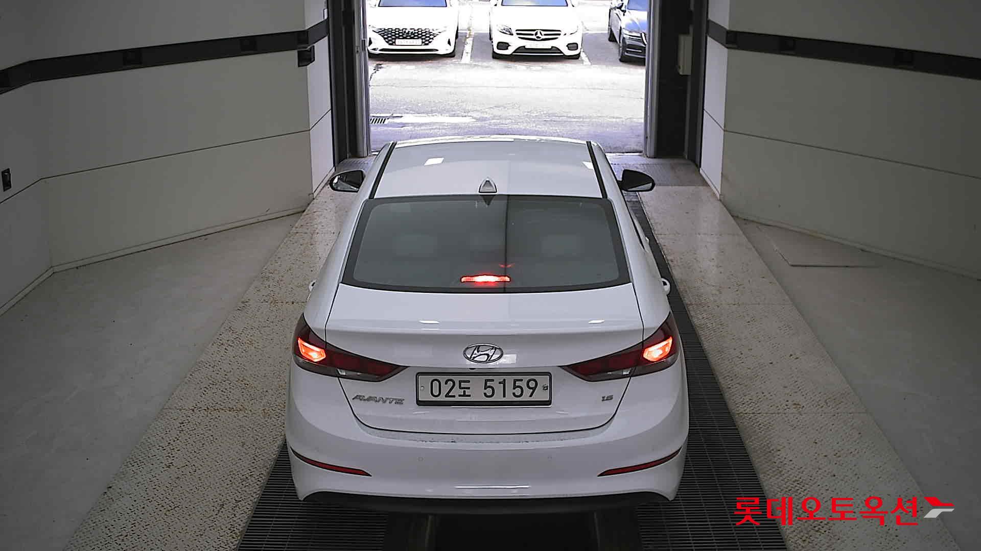 Hyundai Avante 2018 Белый из Кореи, фото 5