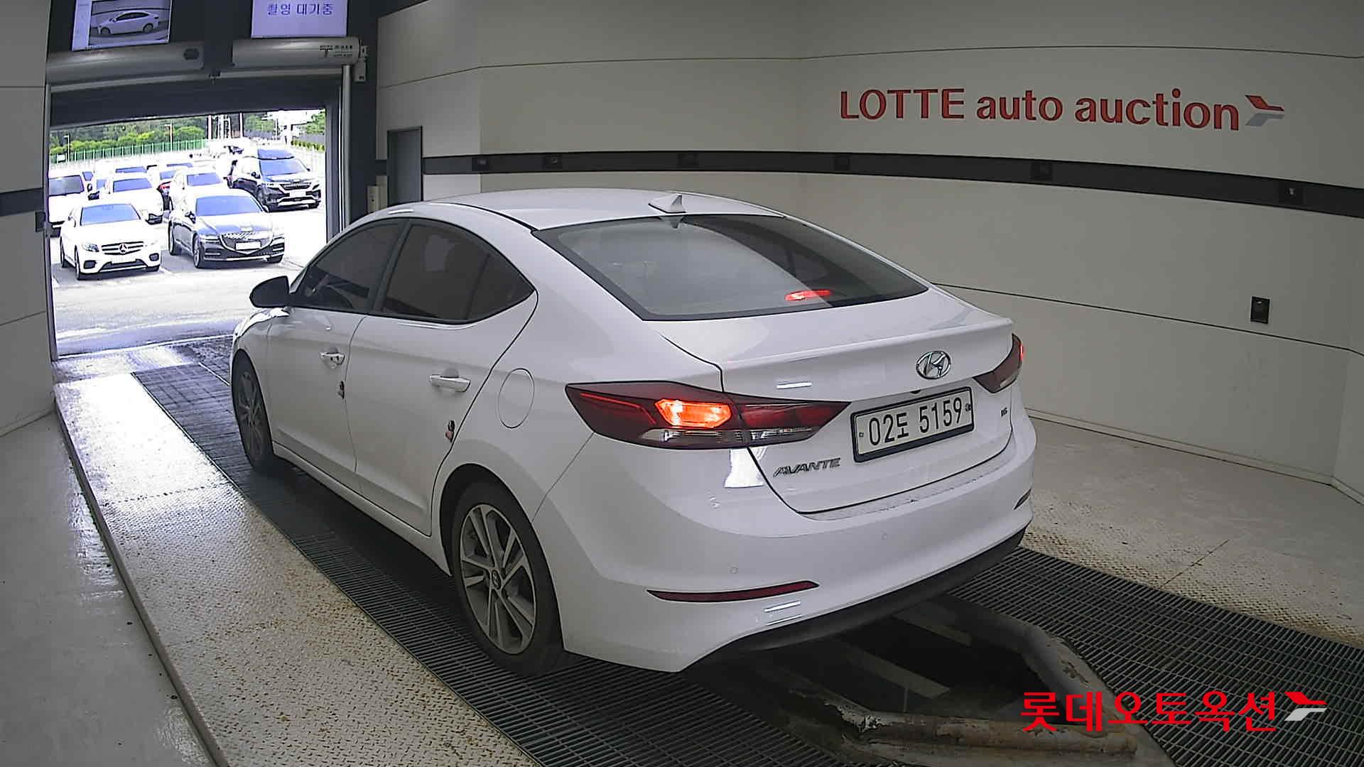 Hyundai Avante 2018 Белый из Кореи, фото 6