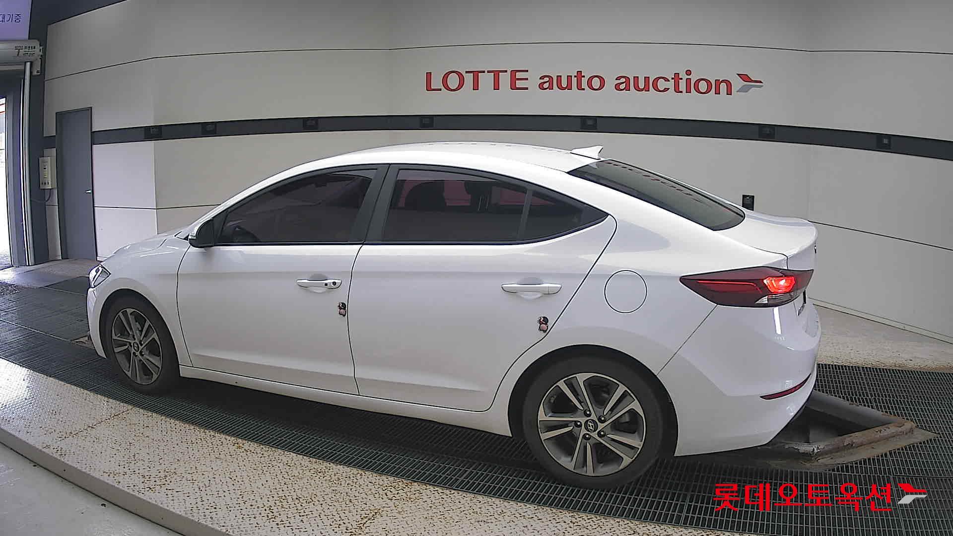 Hyundai Avante id 3062751 из Кореи 11