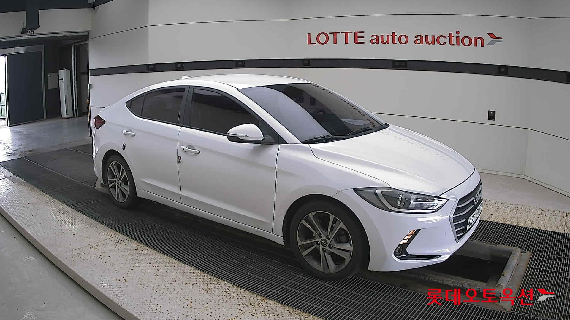 Hyundai Avante id 3062751 из Кореи 16