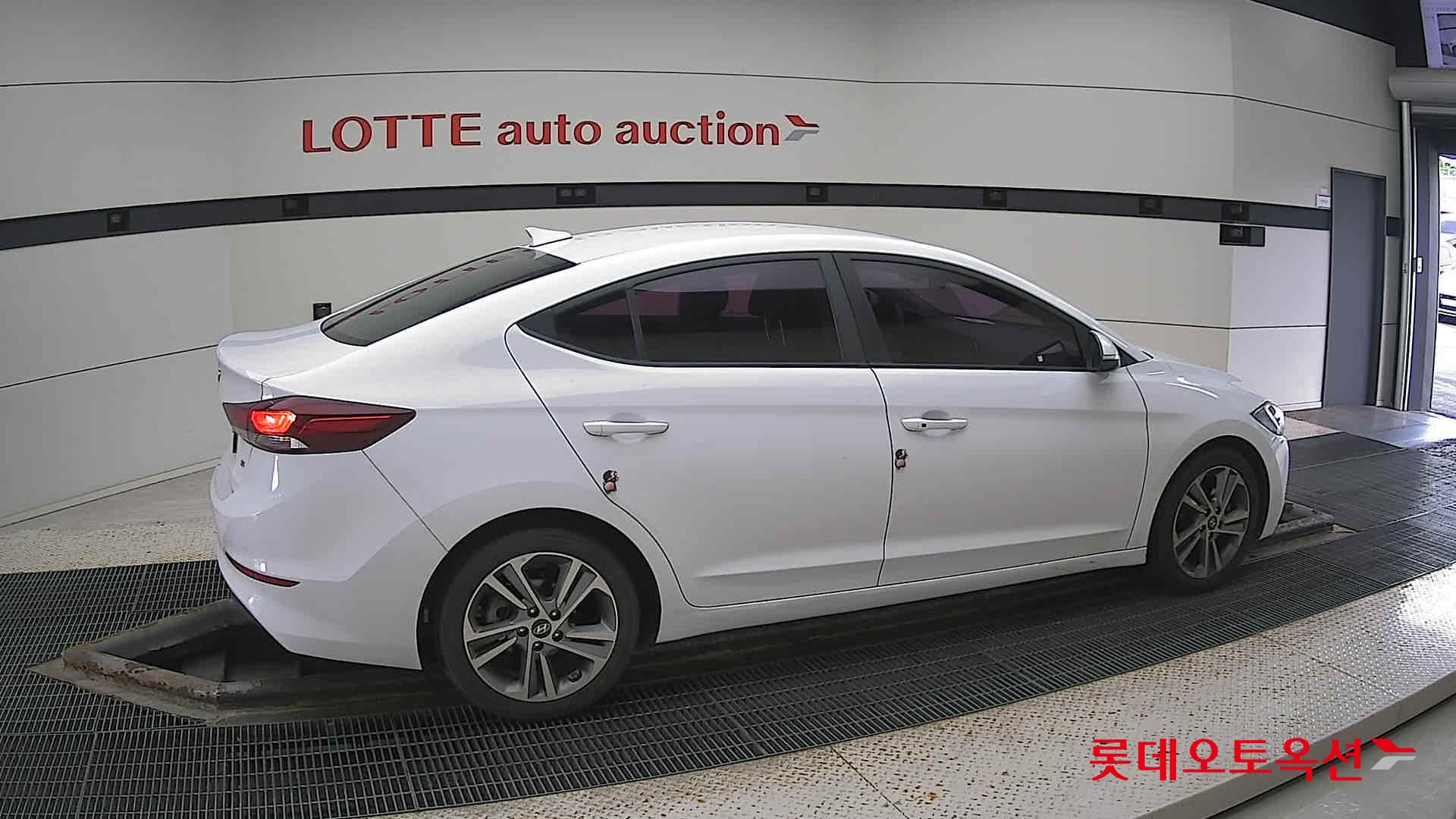 Hyundai Avante id 3062751 из Кореи 18