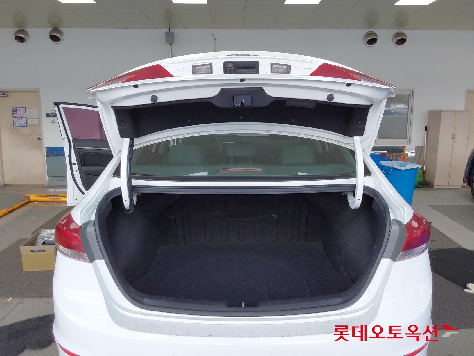 Hyundai Avante id 3062751 из Кореи 37