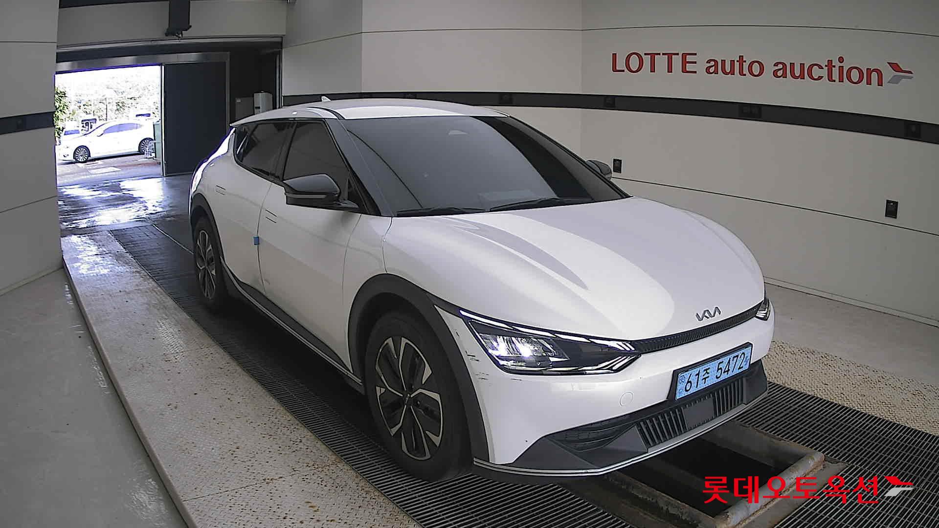 Kia EV6 2022 Белый из Кореи, фото 2