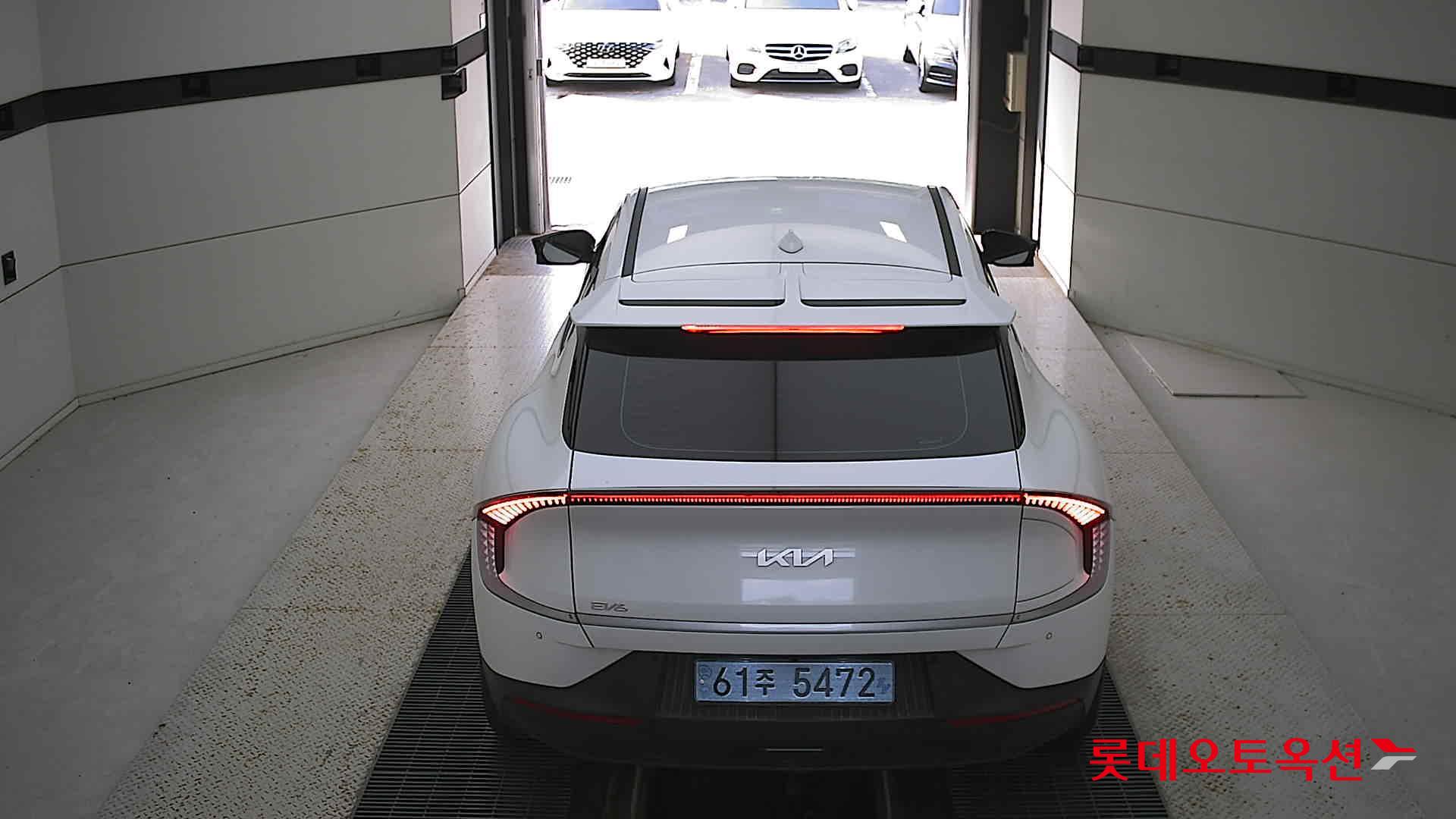 Kia EV6 2022 Белый из Кореи, фото 5