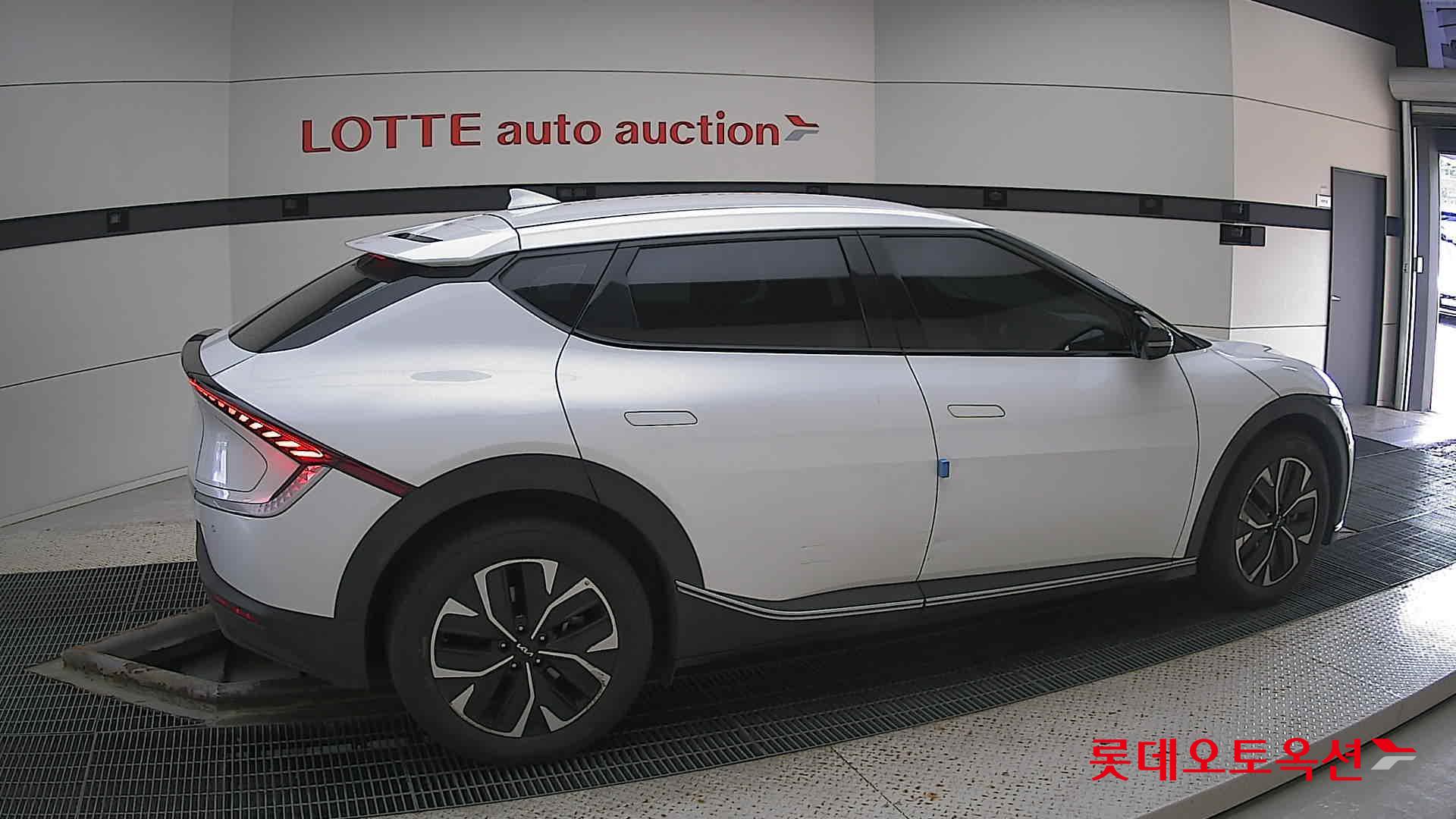 Kia EV6 id 3057651 из Кореи 18