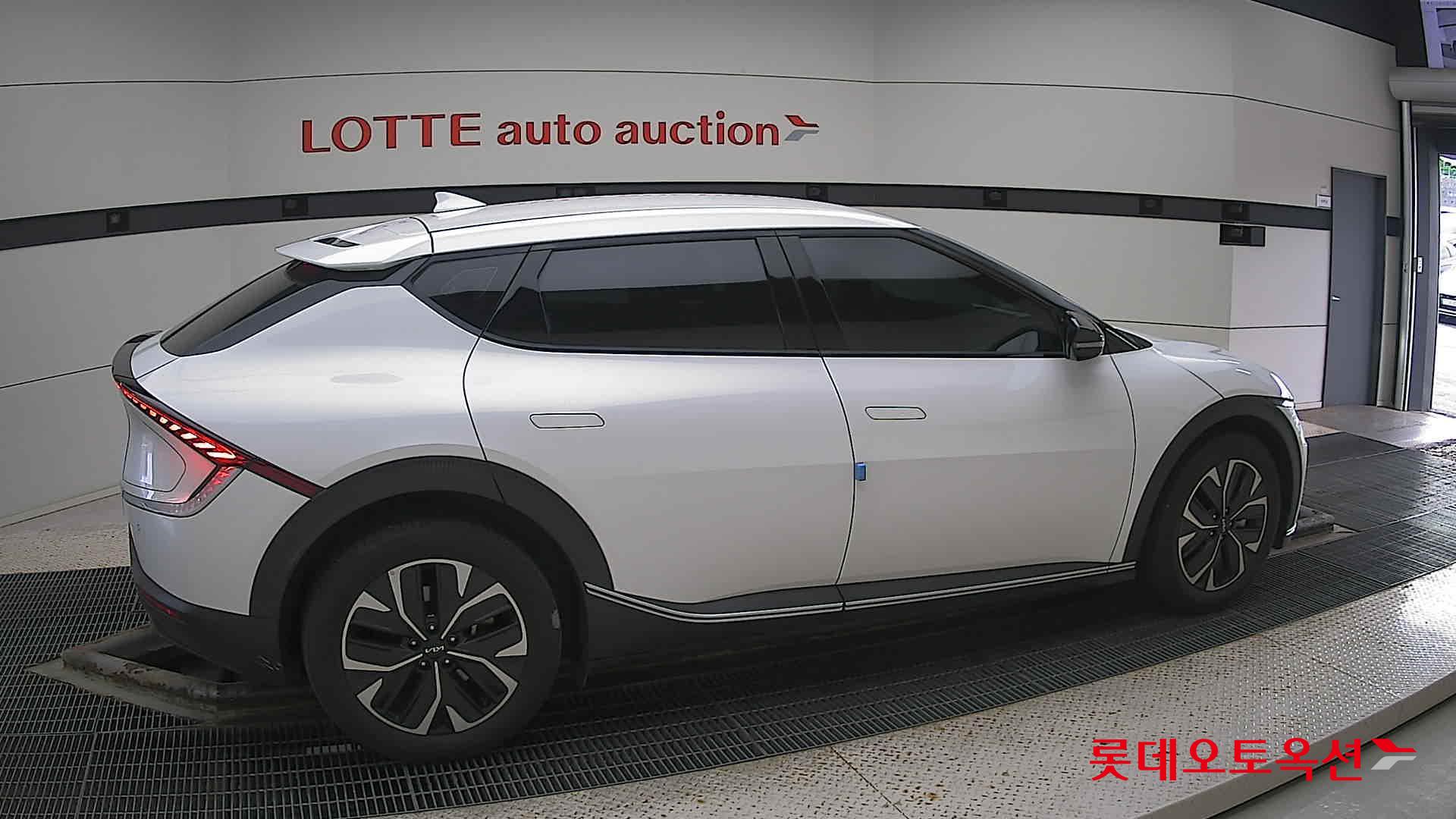 Kia EV6 id 3062787 из Кореи 18