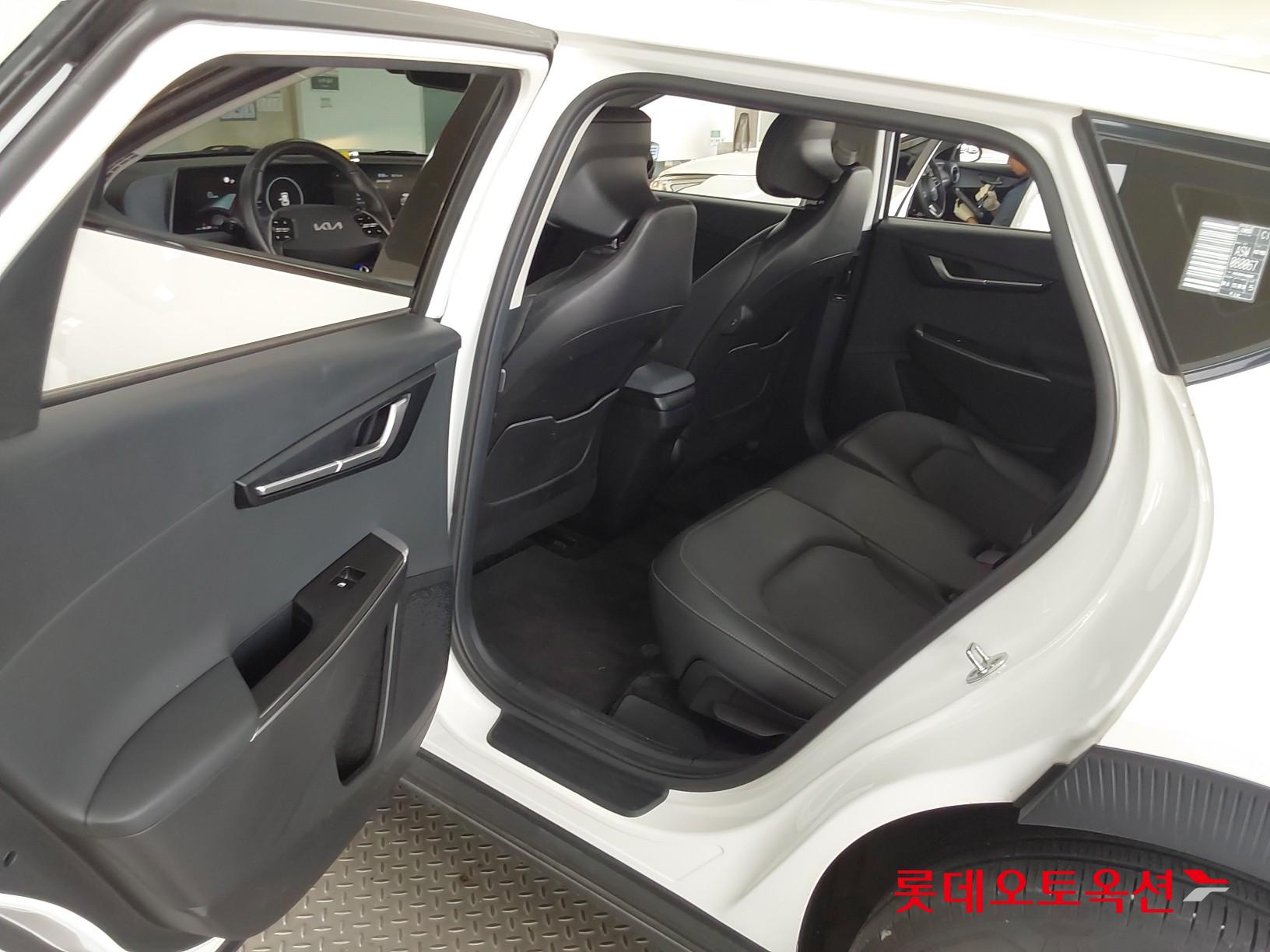 Kia EV6 id 3062787 из Кореи 36