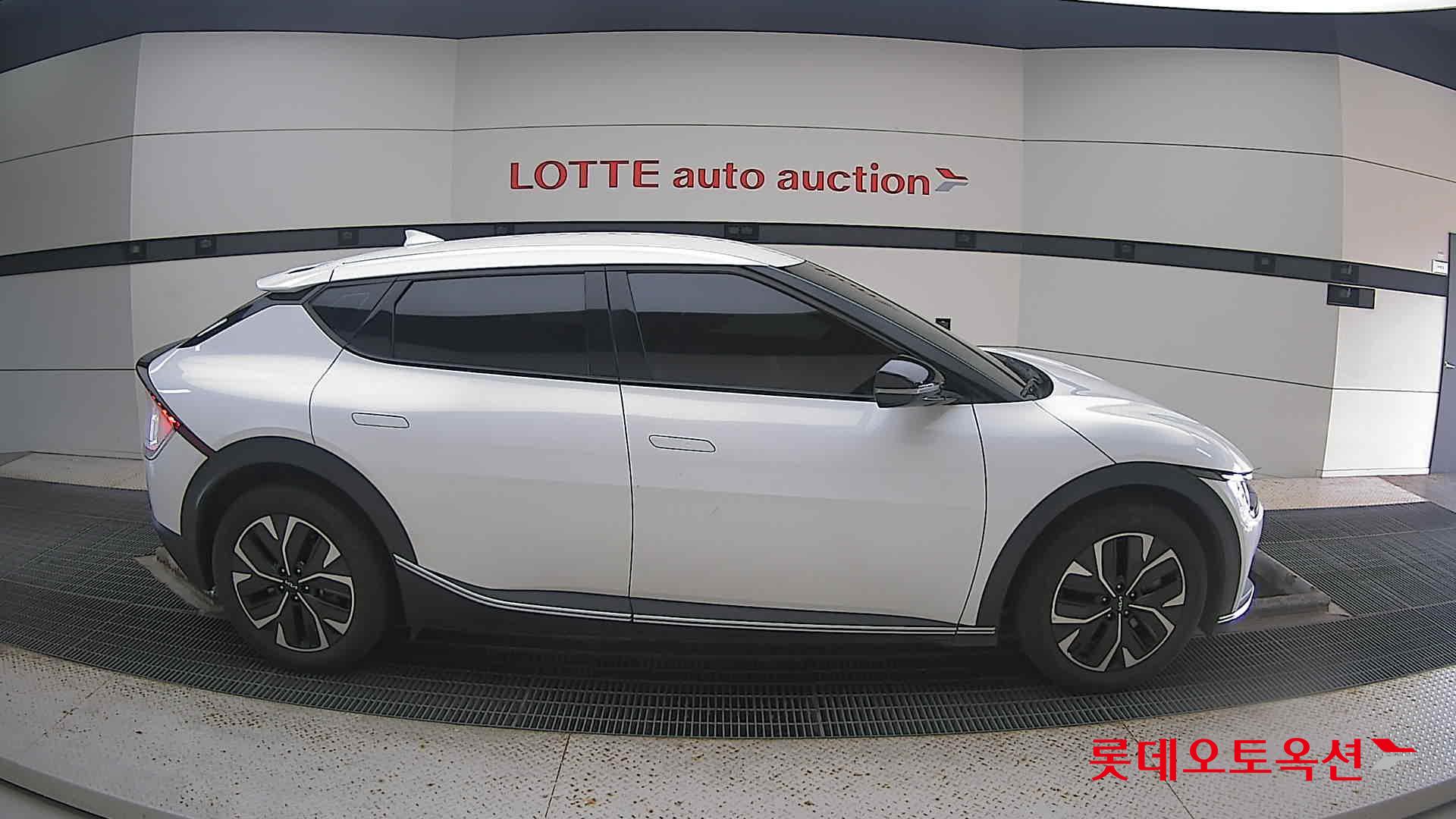 Kia EV6 2022 Белый из Кореи, фото 3