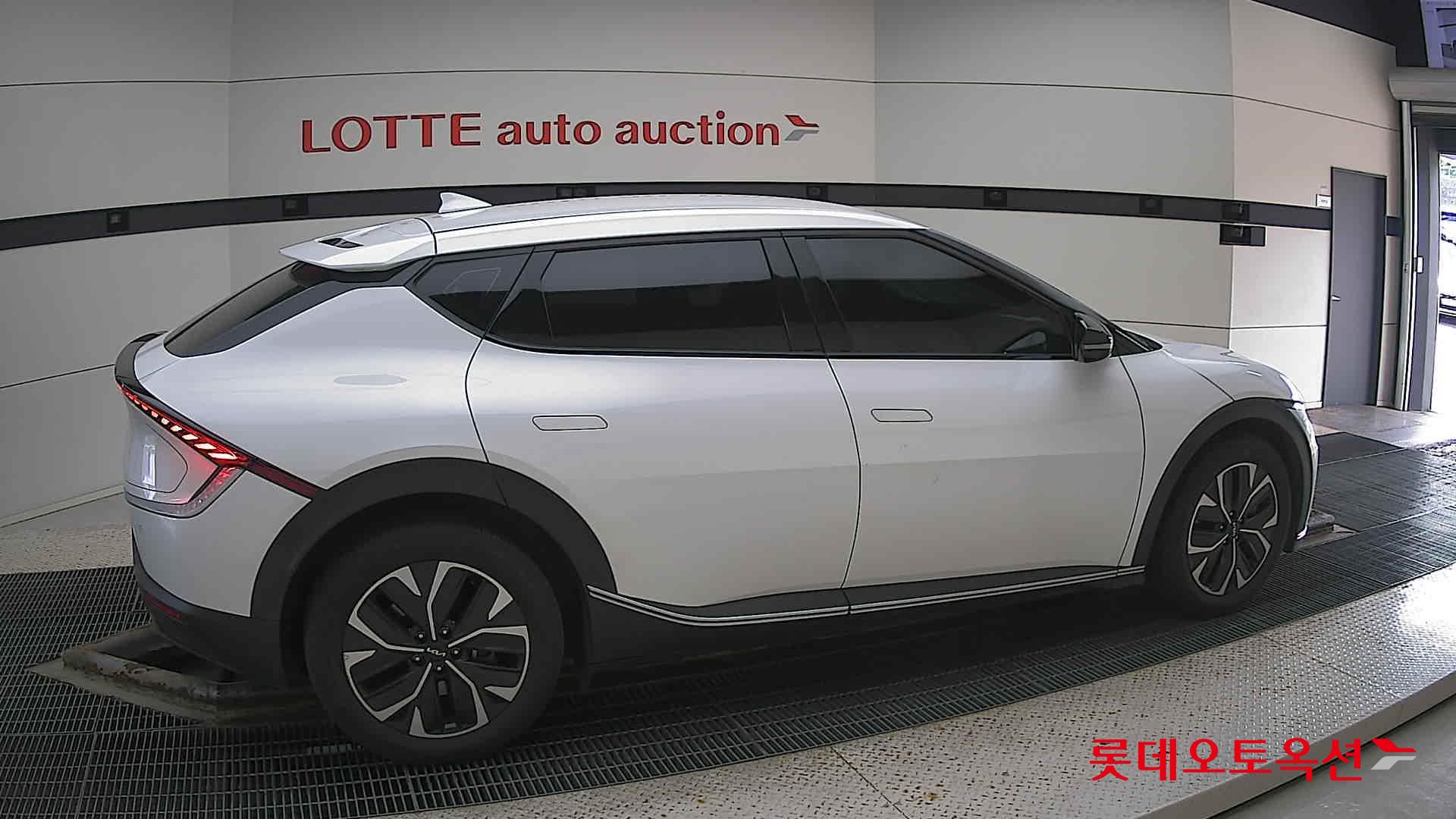 Kia EV6 id 3057663 из Кореи 18