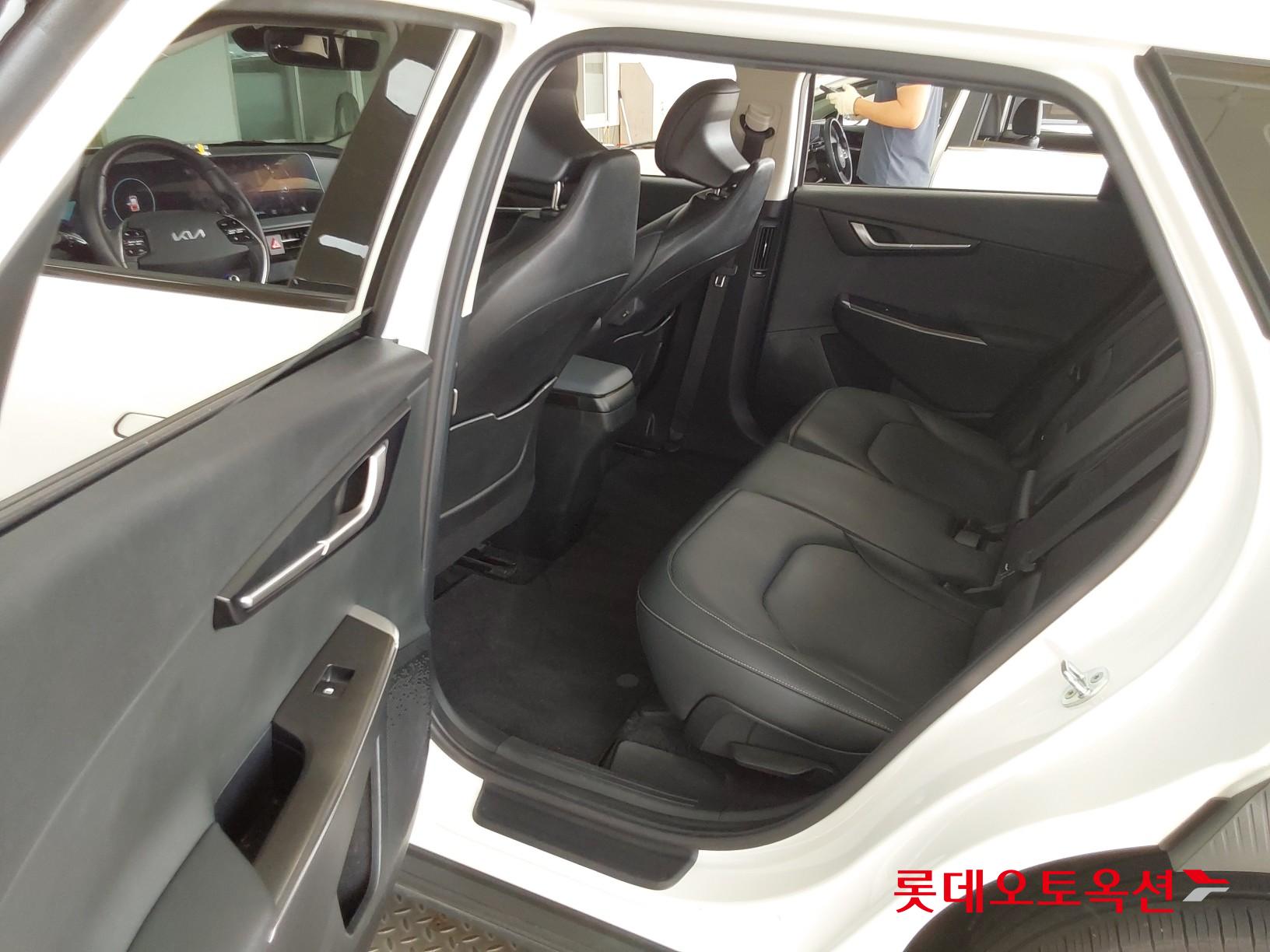 Kia EV6 id 3057663 из Кореи 36