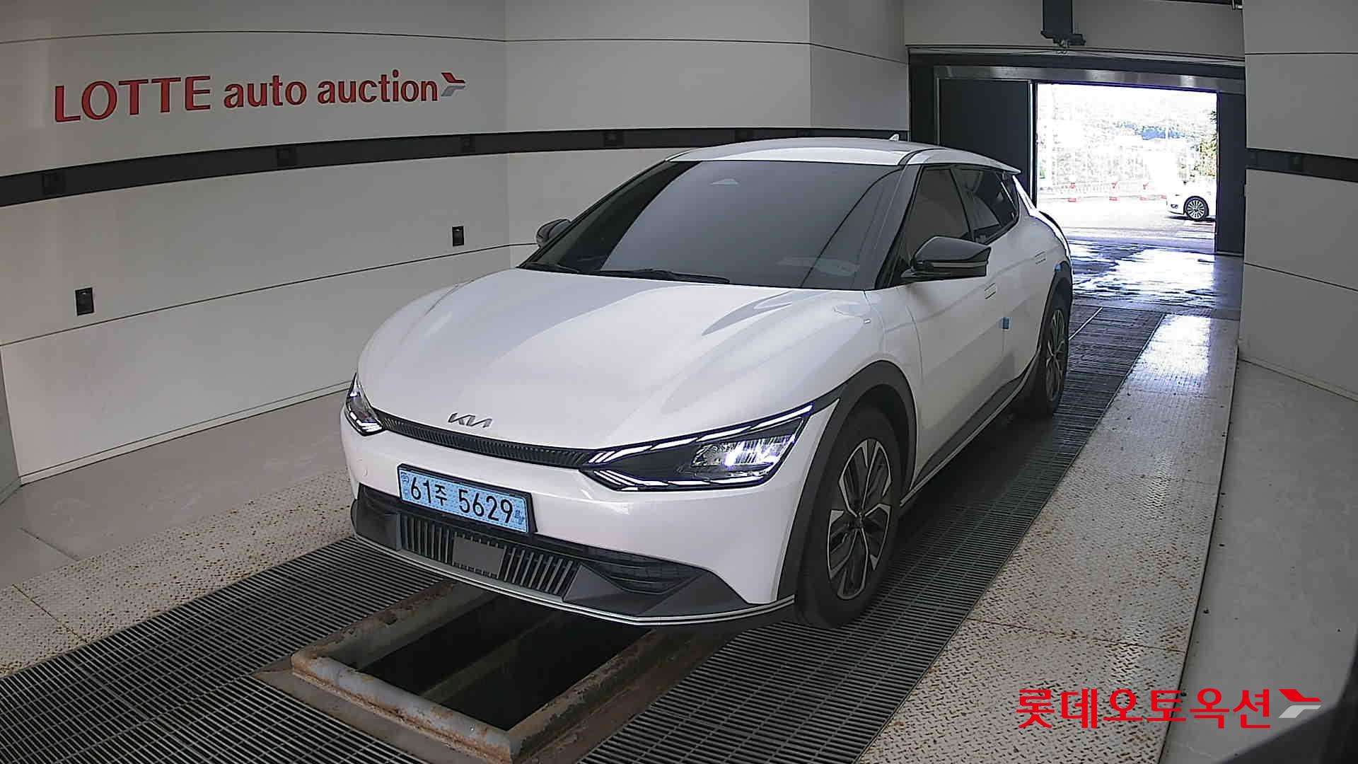 Kia EV6 2022 Белый из Кореи