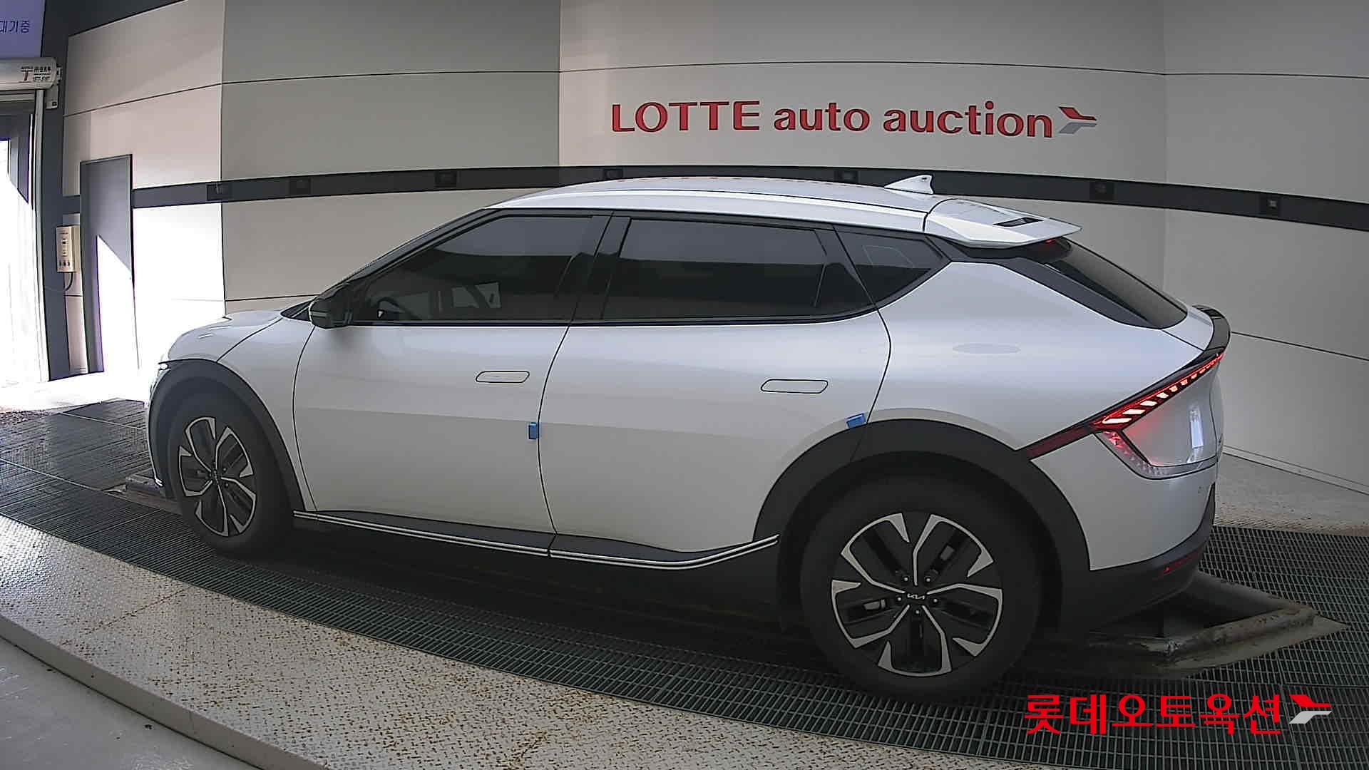 Kia EV6 id 3057661 из Кореи 11