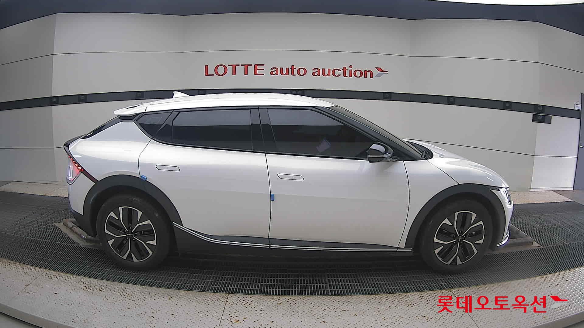 Kia EV6 2022 Белый из Кореи, фото 3