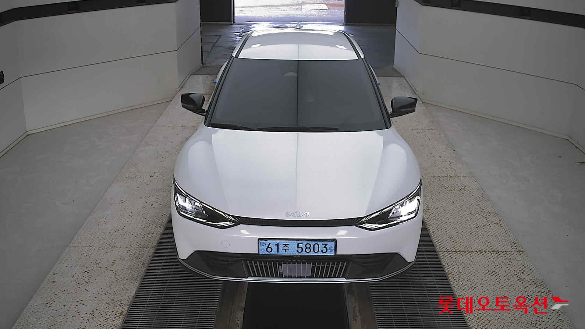 Kia EV6 id 3057654 из Кореи 8