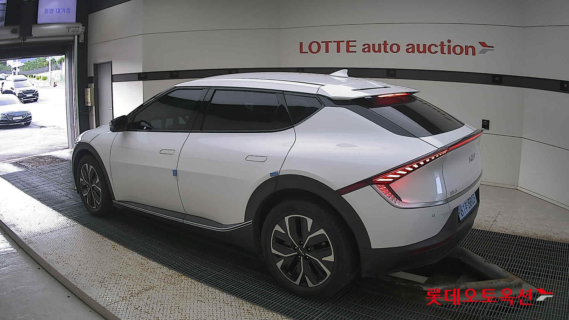 Kia EV6 id 3057654 из Кореи 10