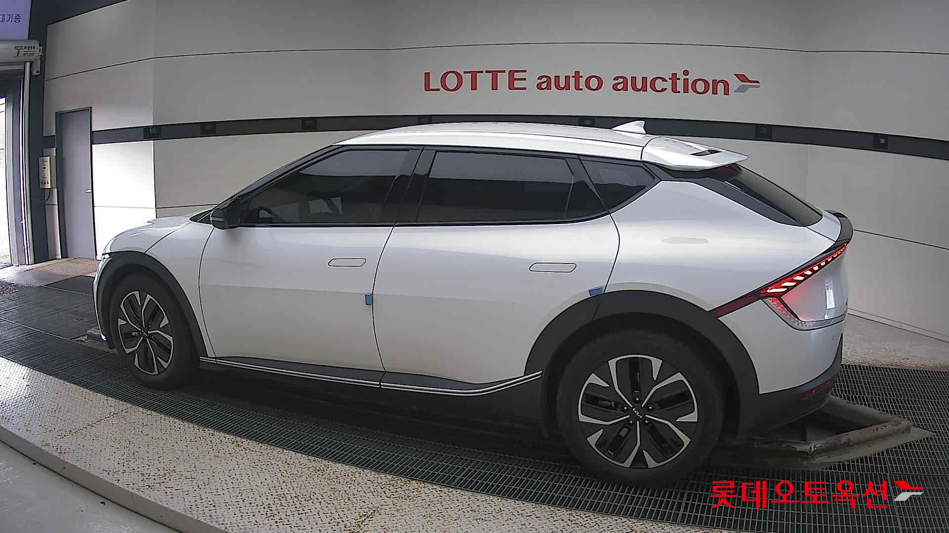 Kia EV6 id 3057654 из Кореи 11