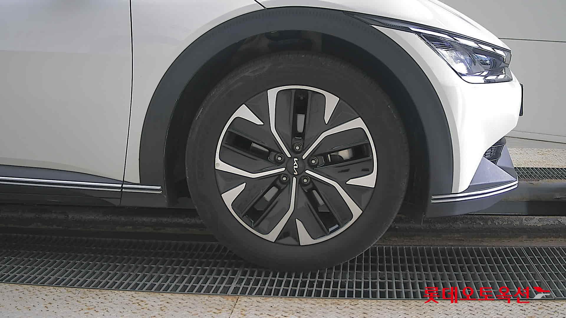 Kia EV6 id 3057654 из Кореи 23