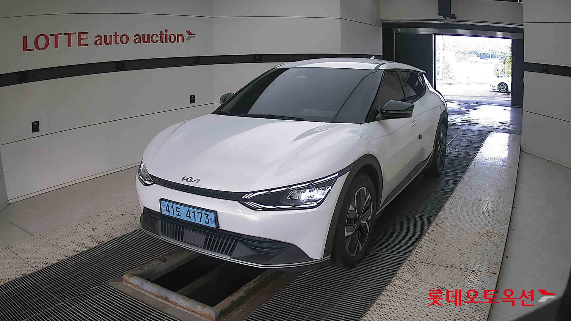 Kia EV6 2022 Белый из Кореи