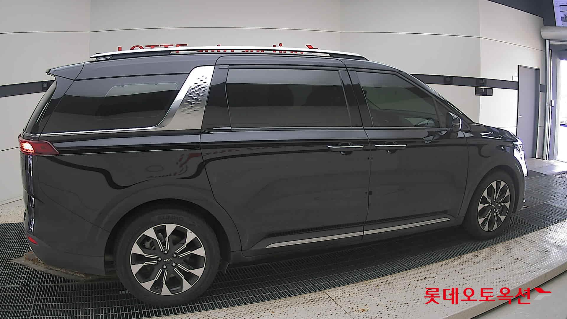 Kia Carnival Limousine id 3097983 из Кореи 18