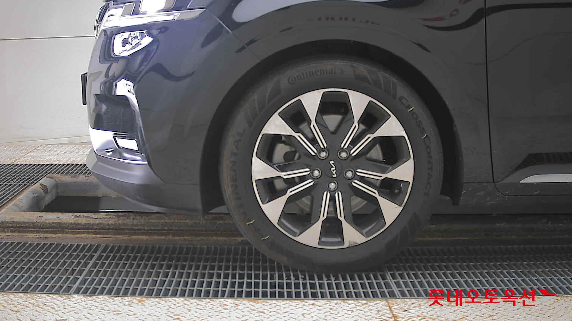 Kia Carnival Limousine id 3097983 из Кореи 21