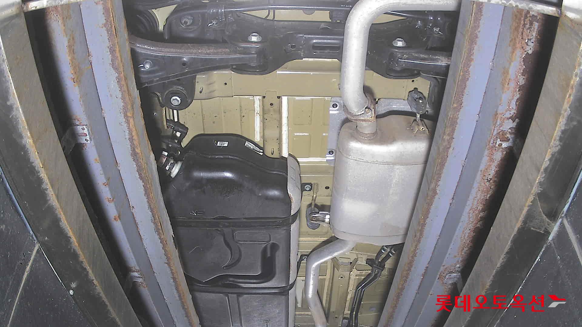 Kia Carnival Limousine id 3097983 из Кореи 27