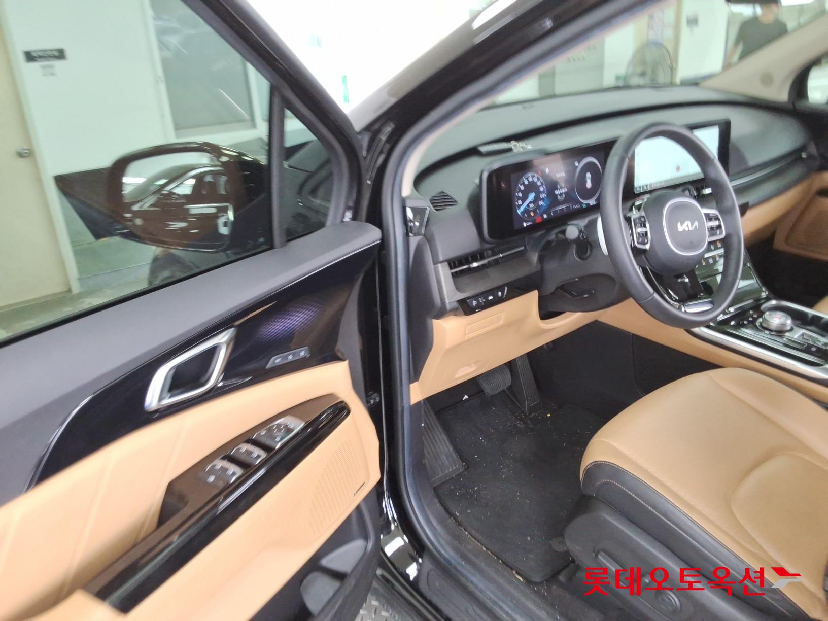 Kia Carnival Limousine id 3097983 из Кореи 35