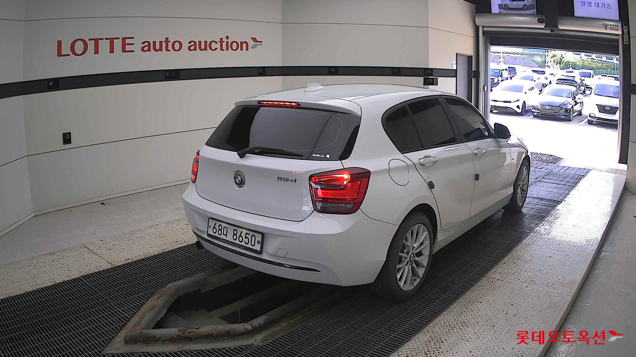 BMW الفئة الأولى