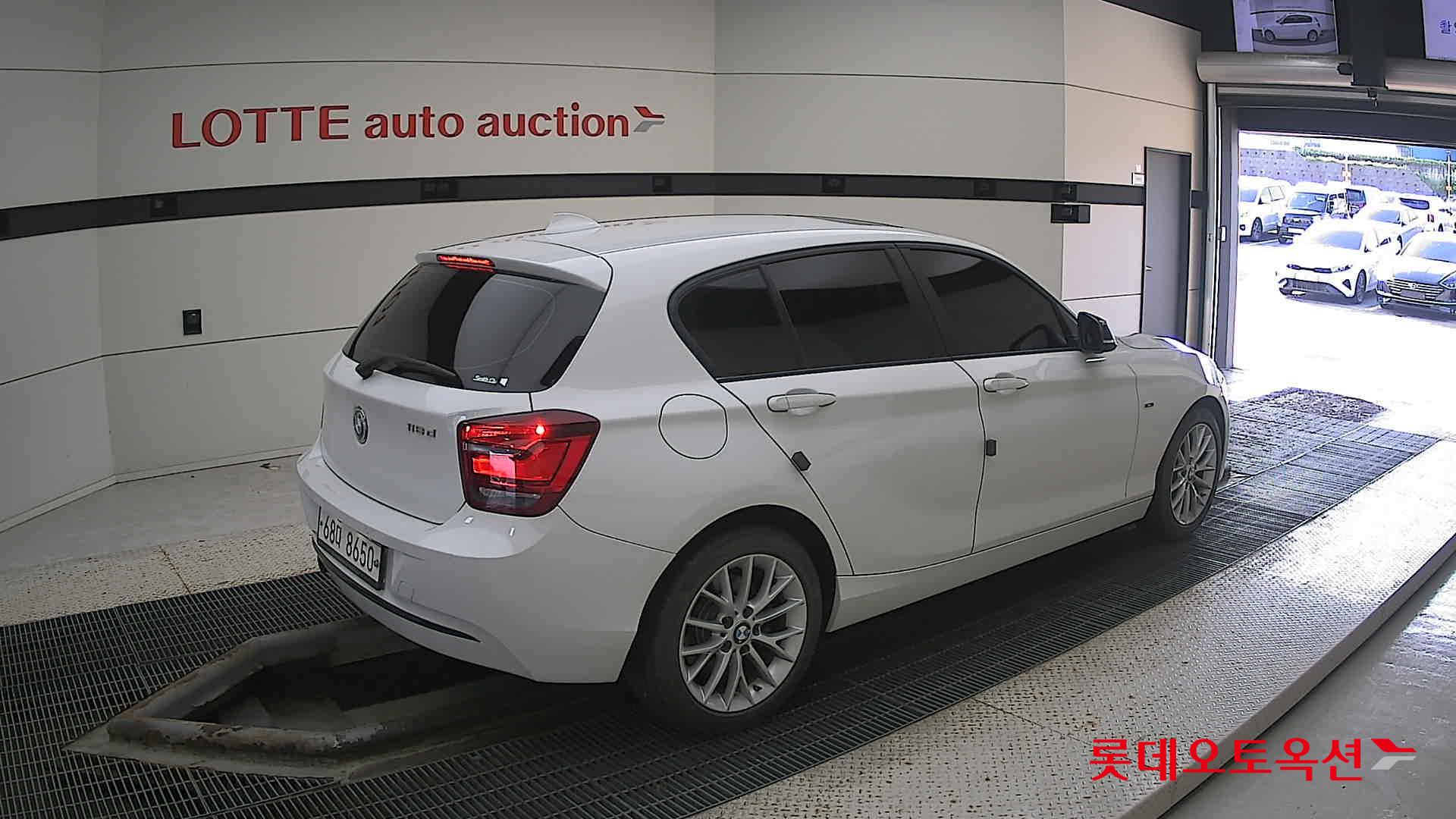 BMW الفئة الأولى