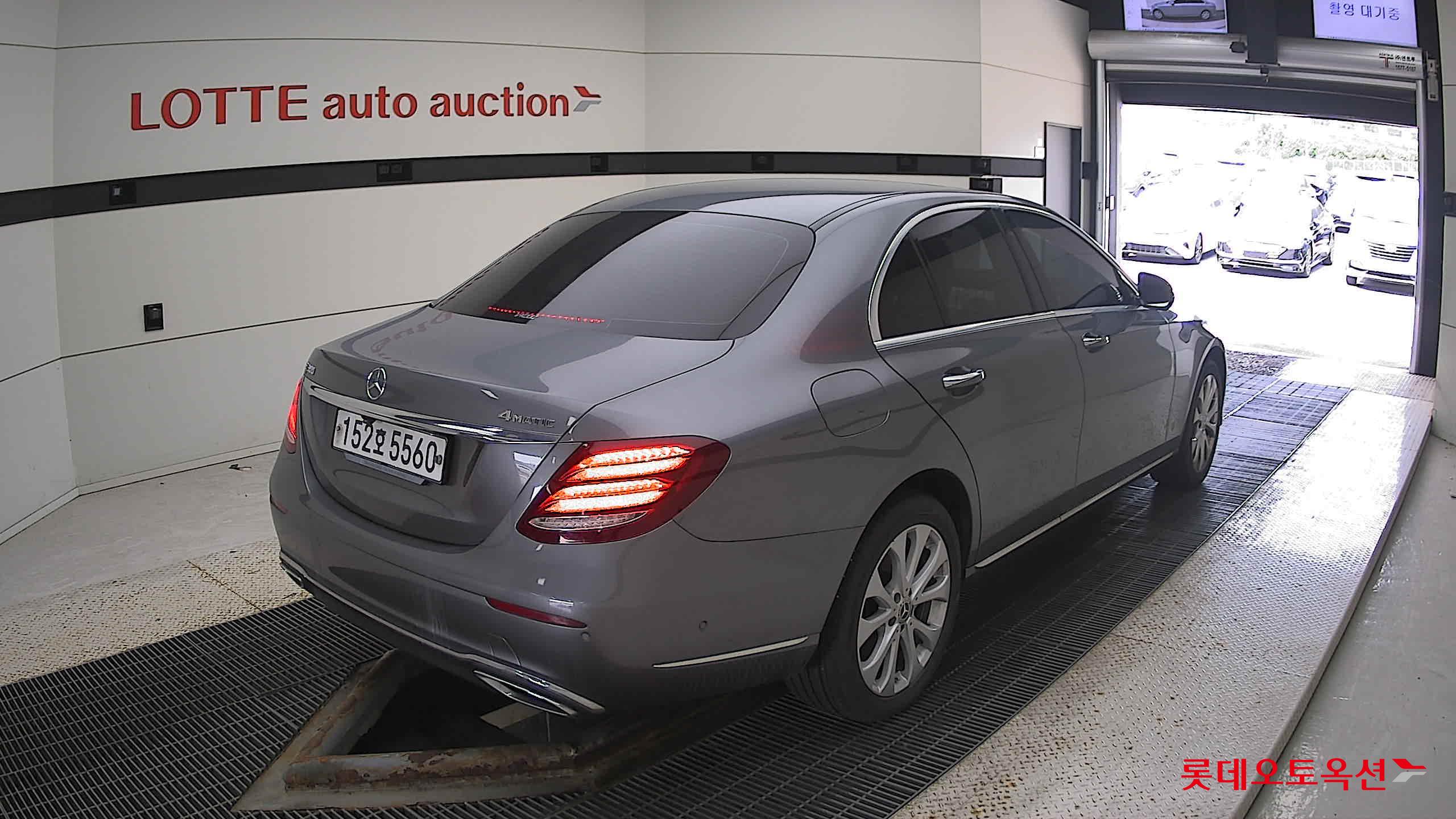 مرسيدس E300