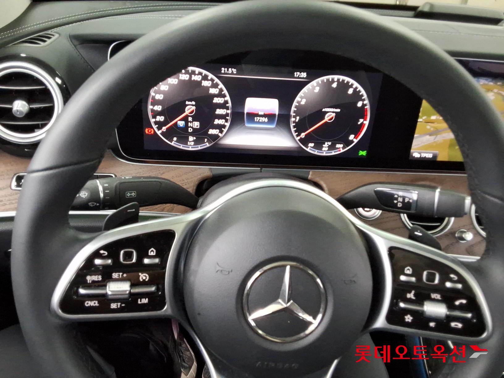 مرسيدس E300