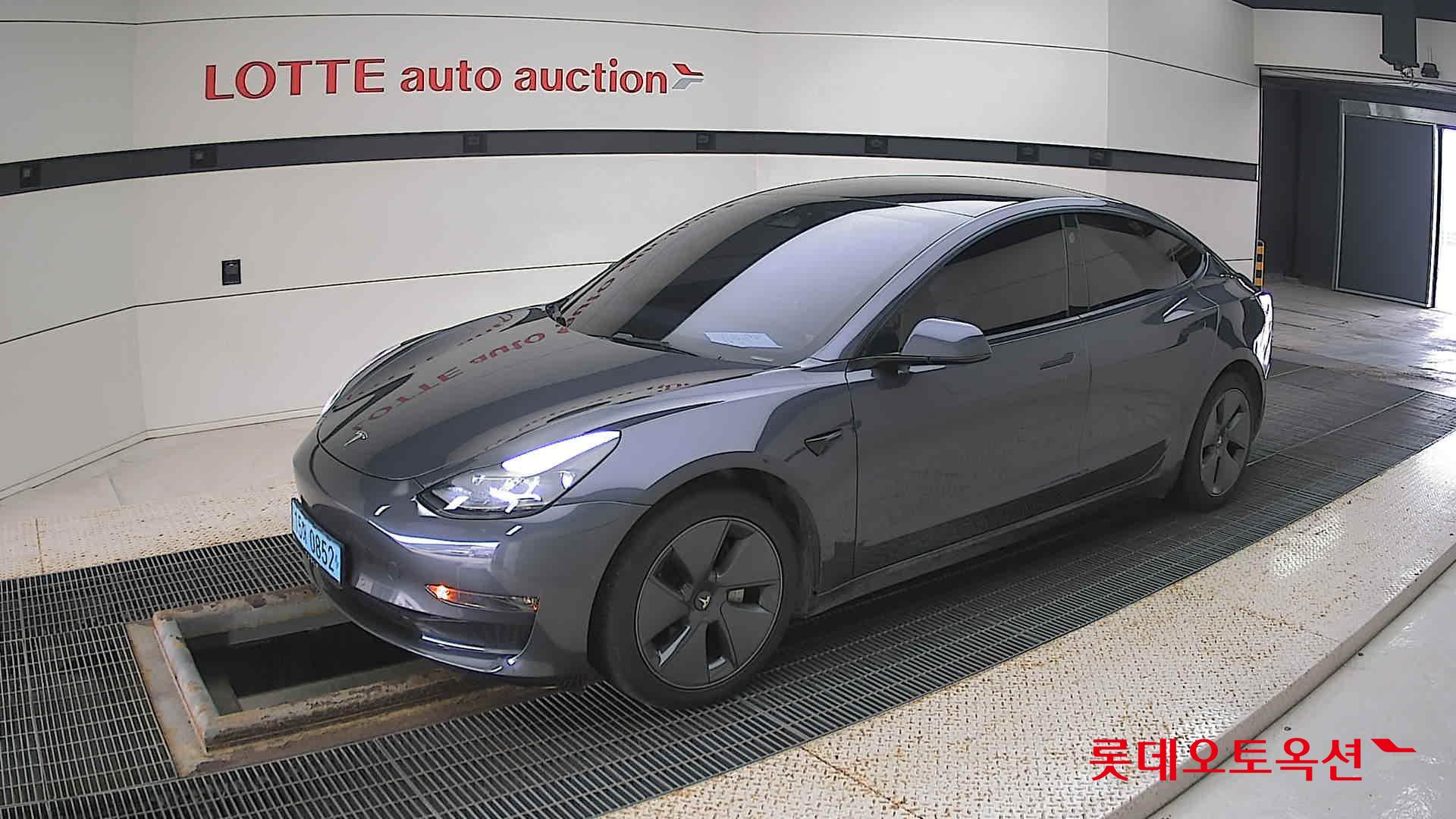 تسلا MODEL 3
