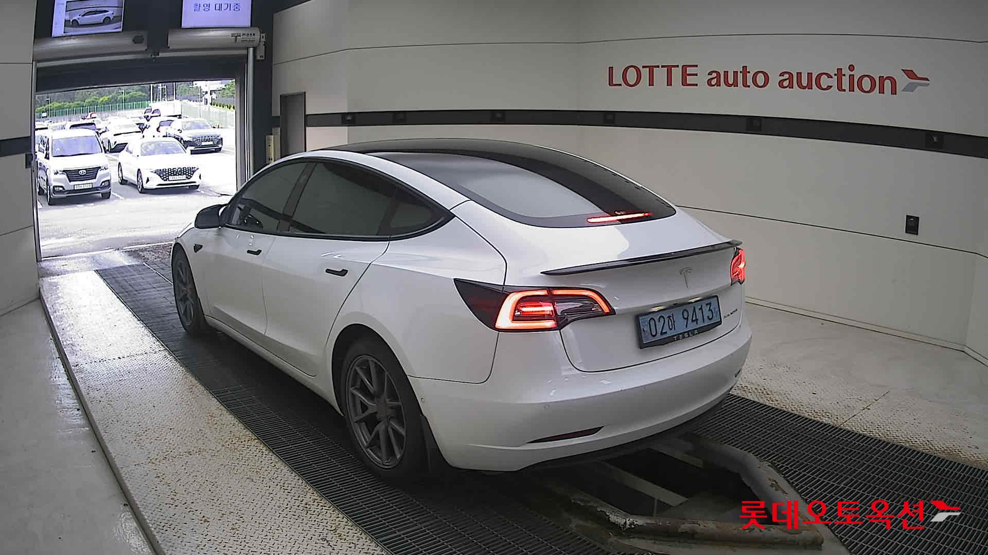 تسلا MODEL 3