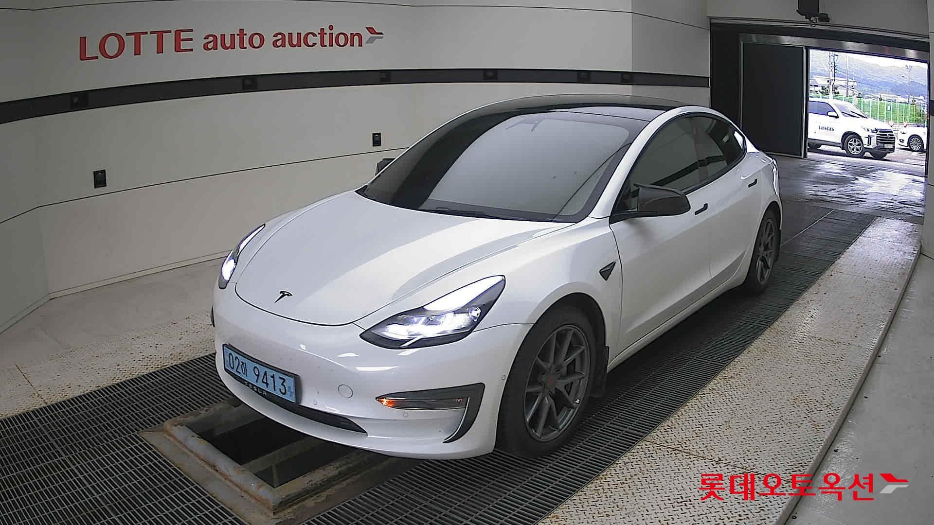 تسلا MODEL 3