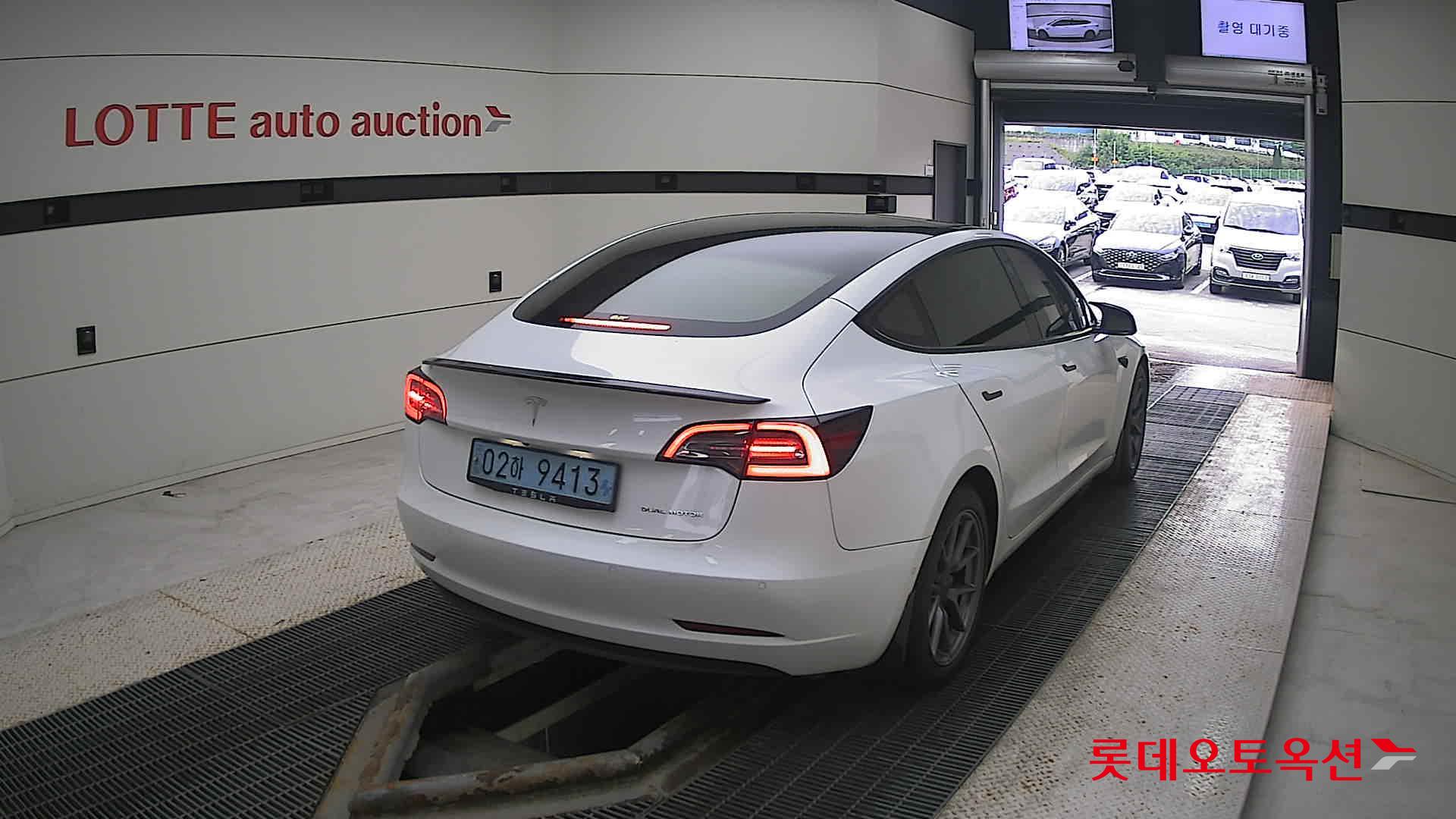 تسلا MODEL 3