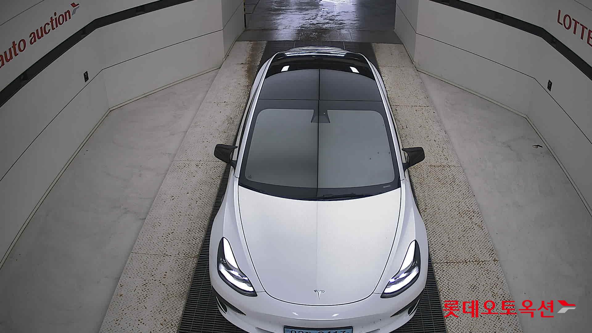 تسلا MODEL 3