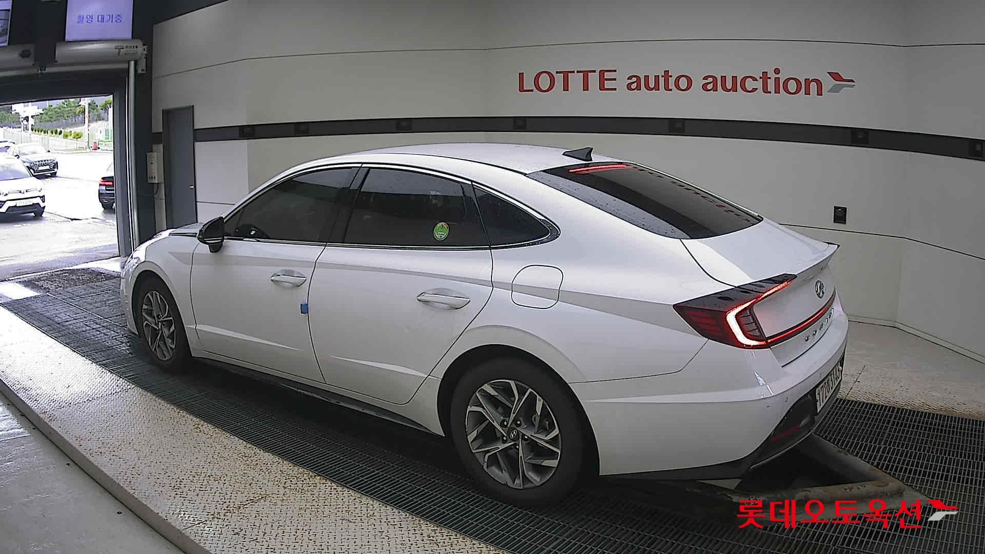 Hyundai Sonata id 3119786 из Кореи 10